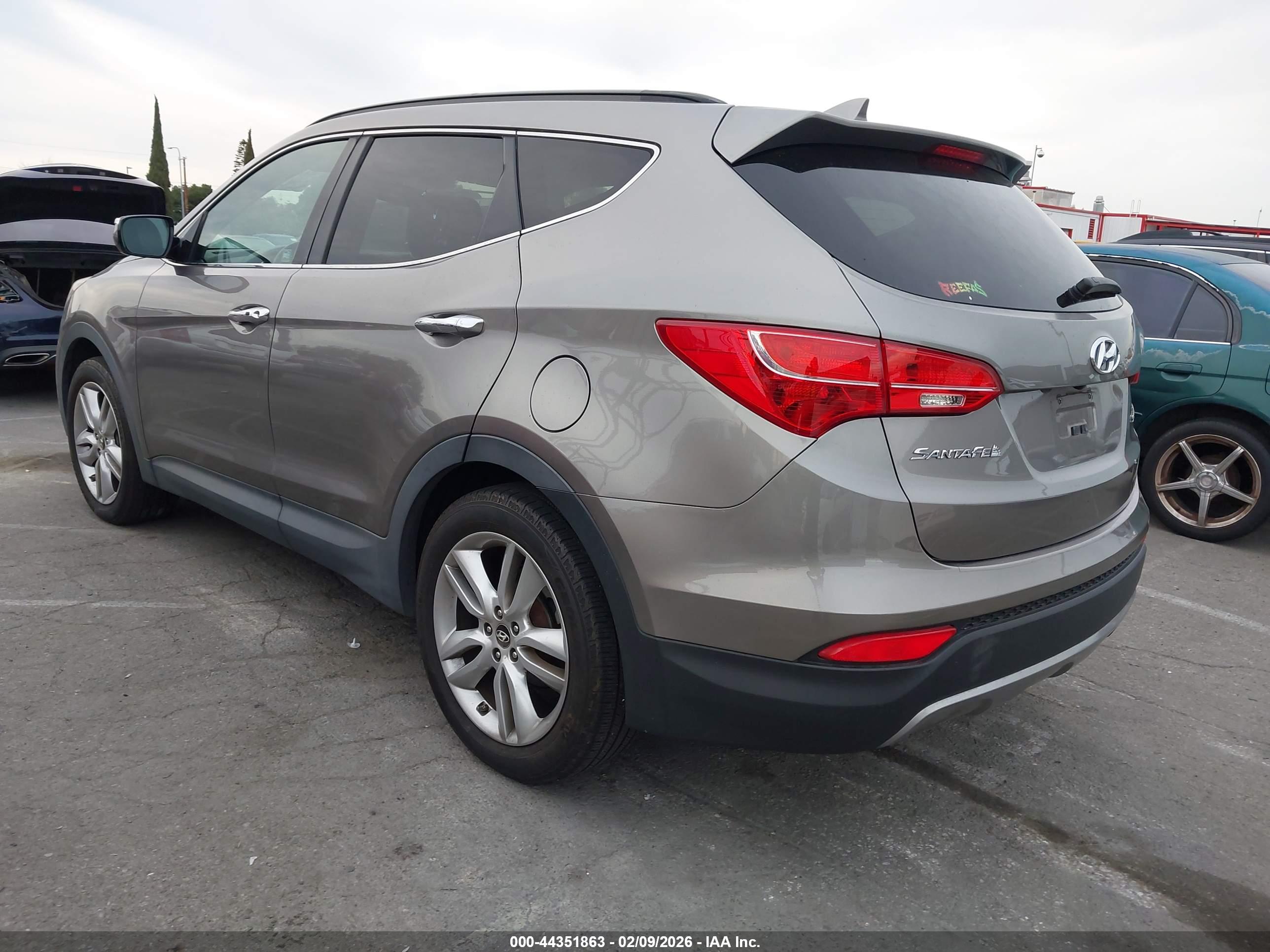 HYUNDAI SANTA image 3