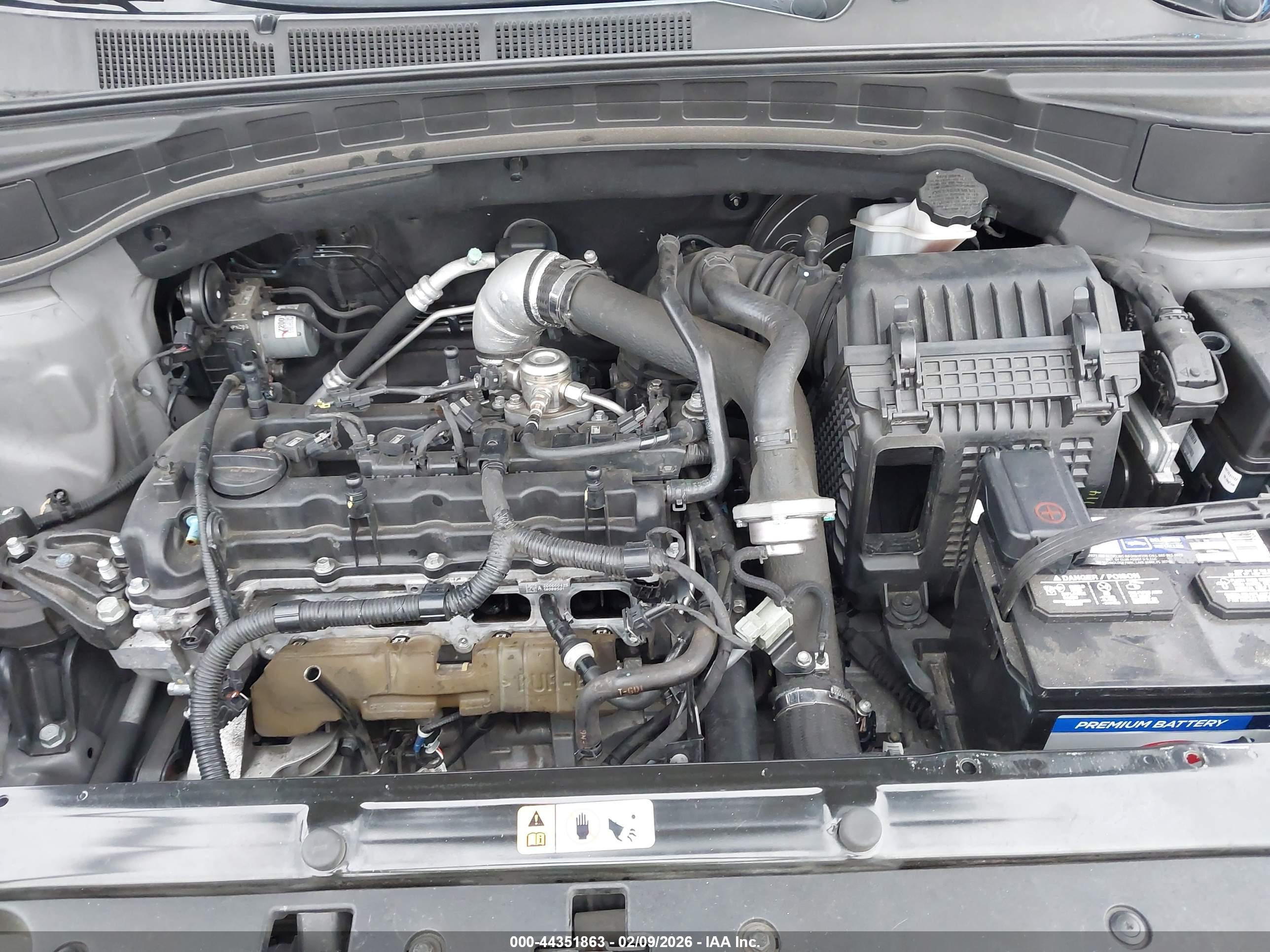 HYUNDAI SANTA image 6