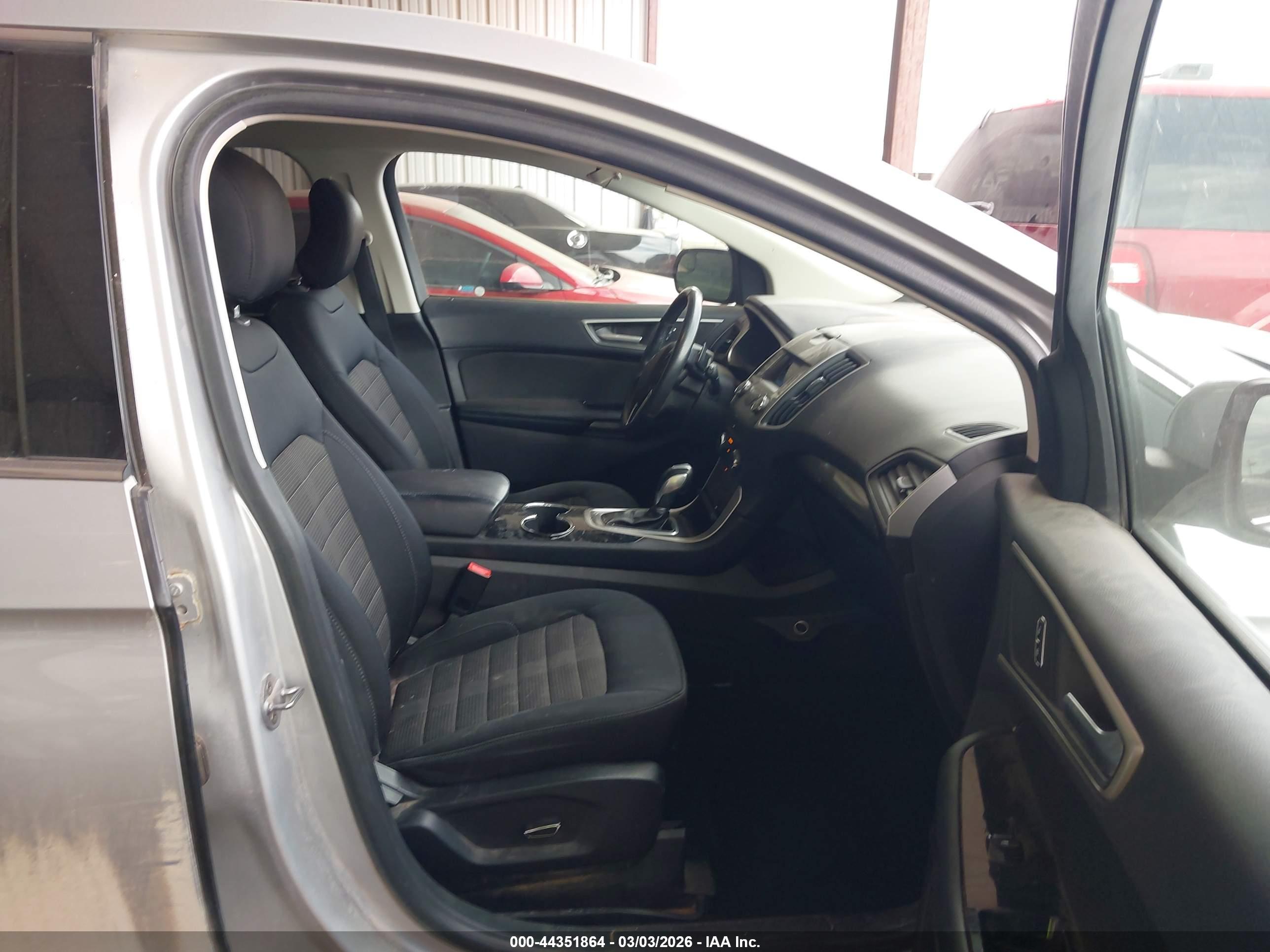 FORD EDGE image 5