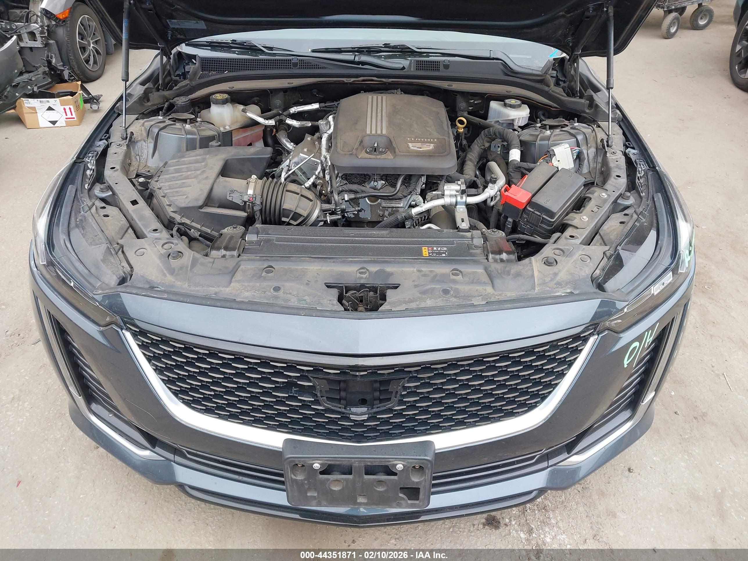 CADILLAC CT5 image 10