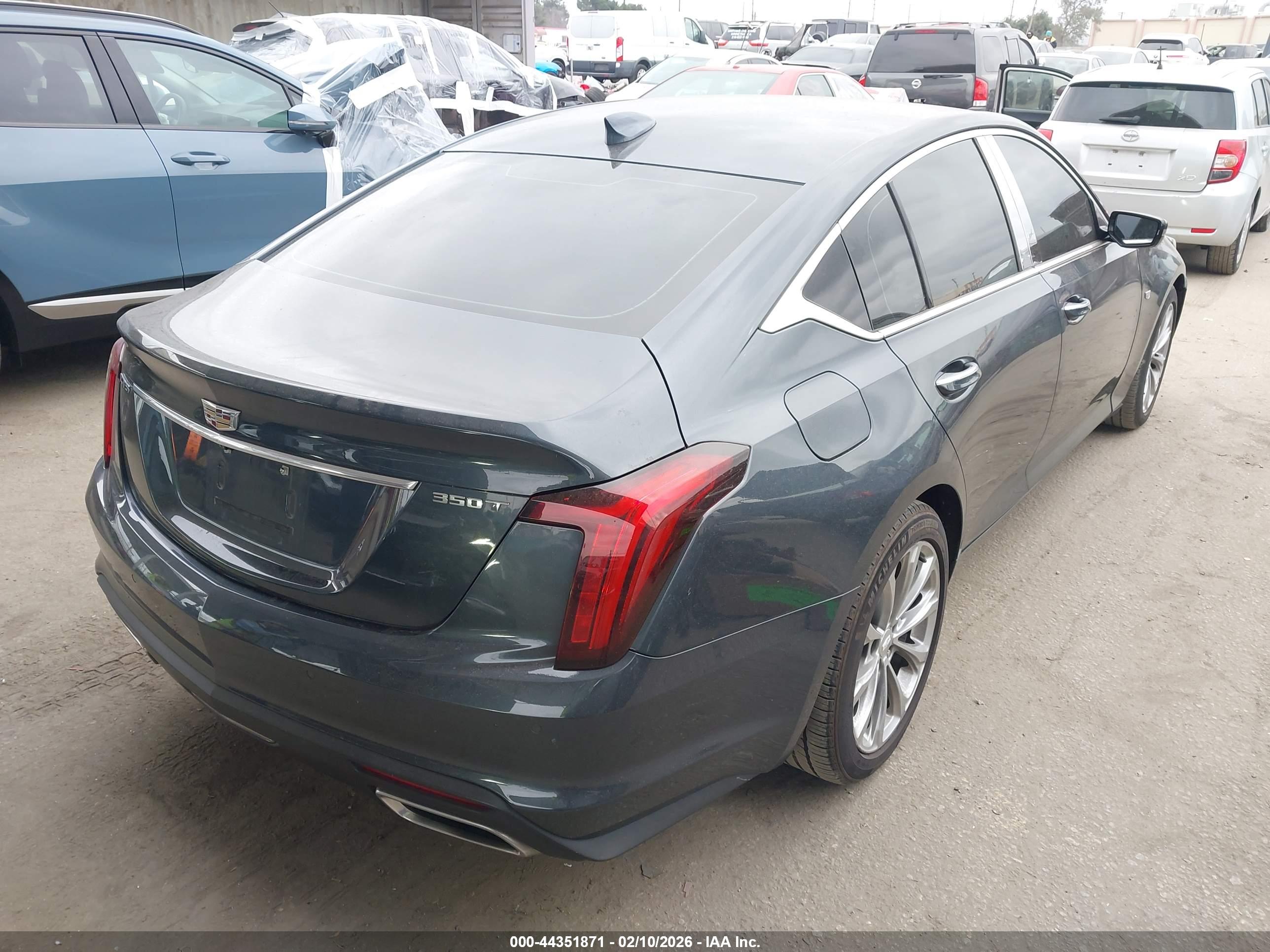 CADILLAC CT5 image 4