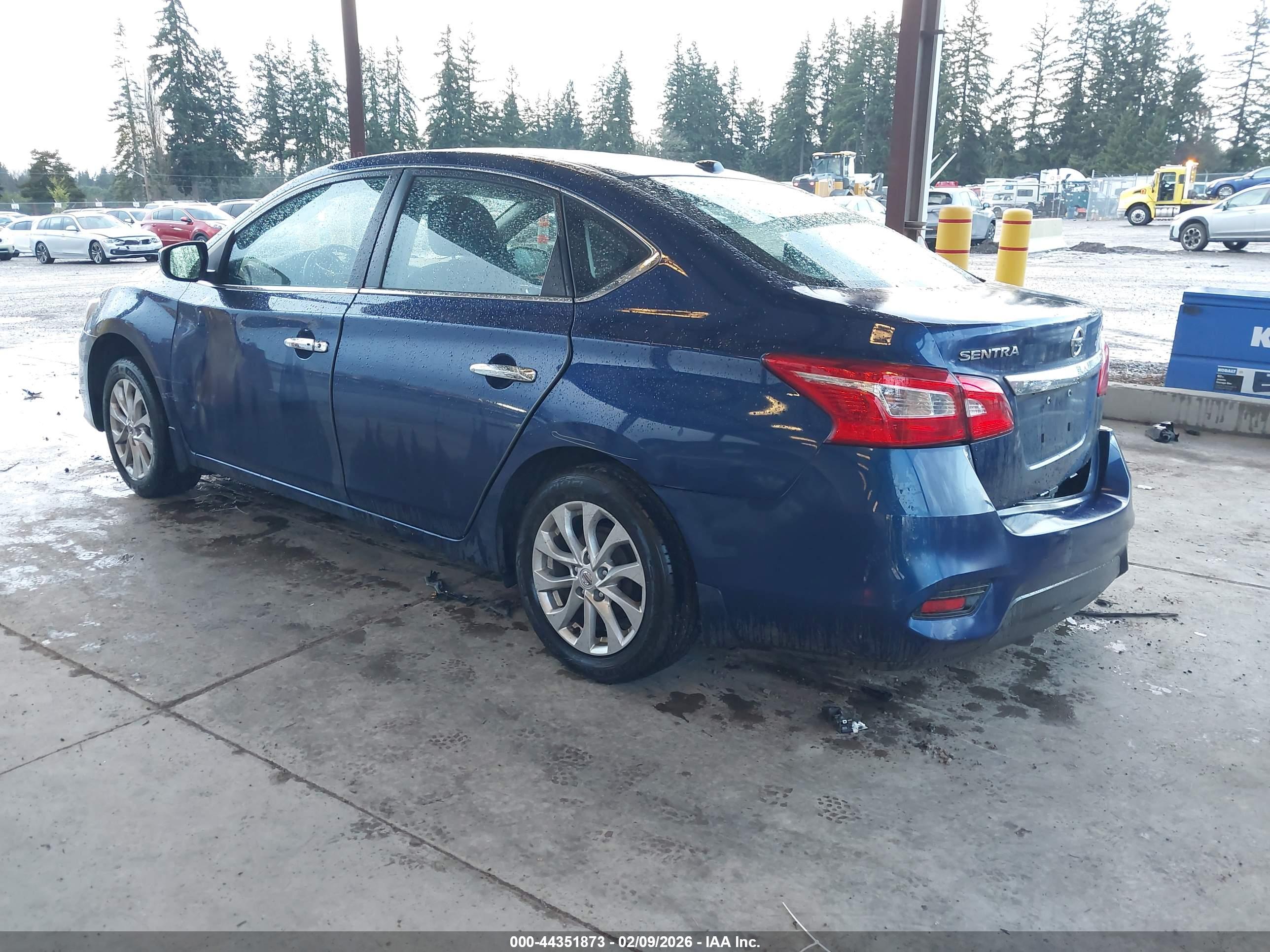 NISSAN SENTRA image 3