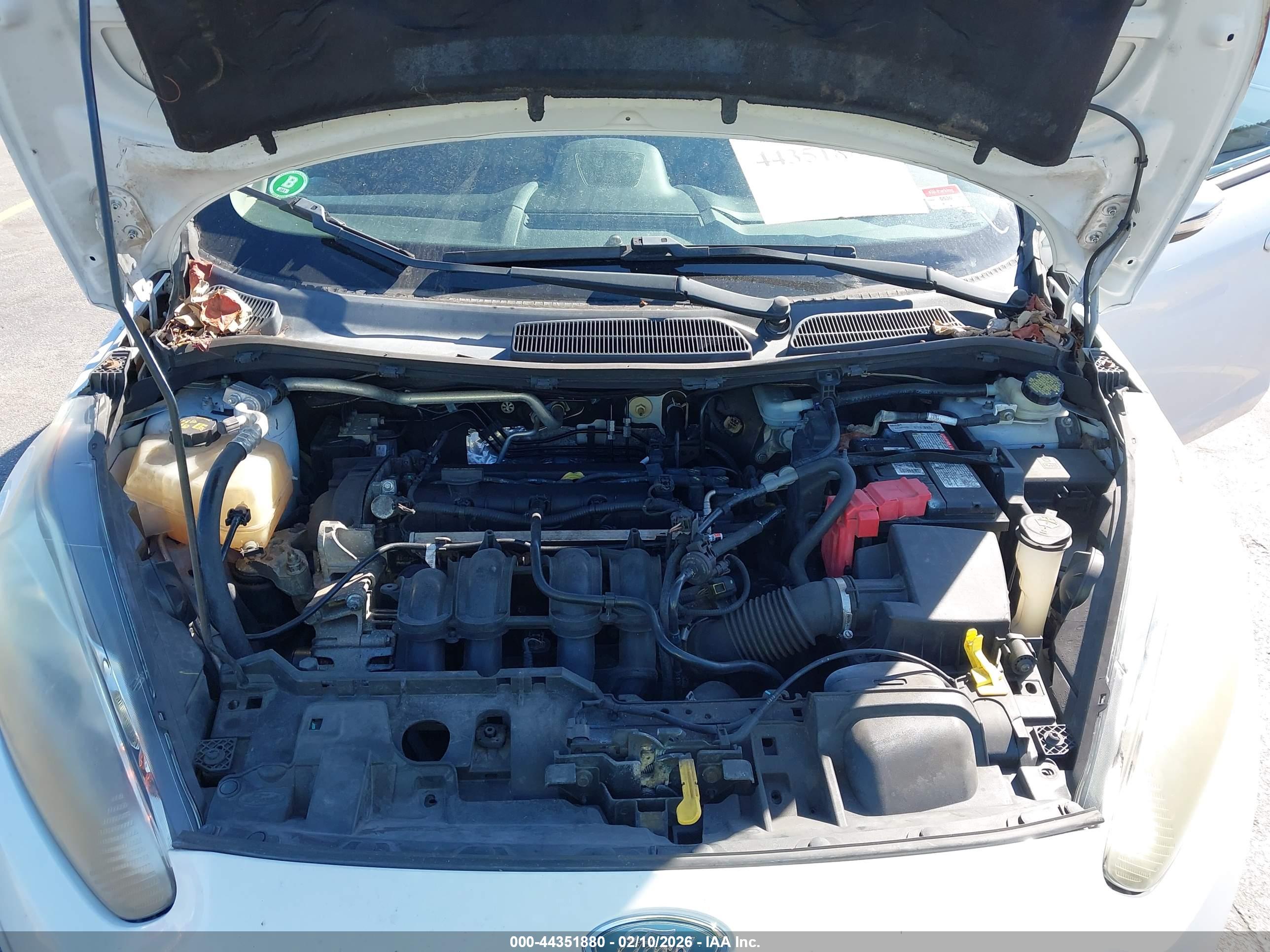 FORD FIESTA image 10