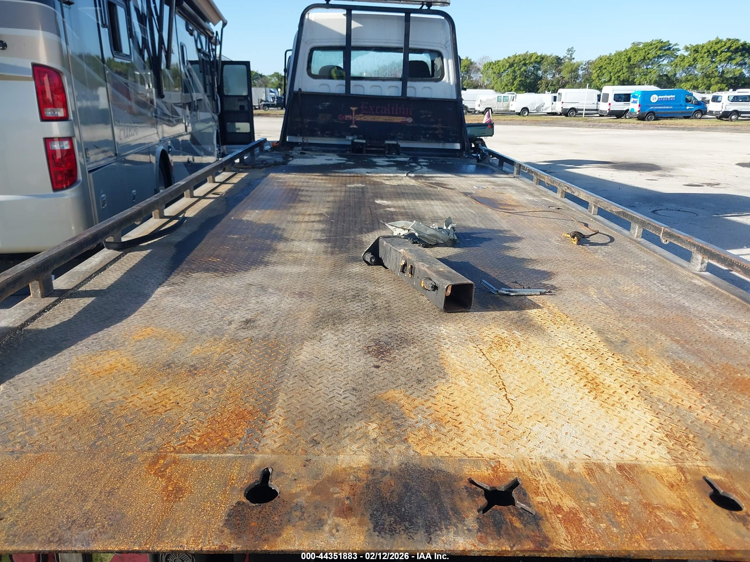 FREIGHTLINER M2 image 7