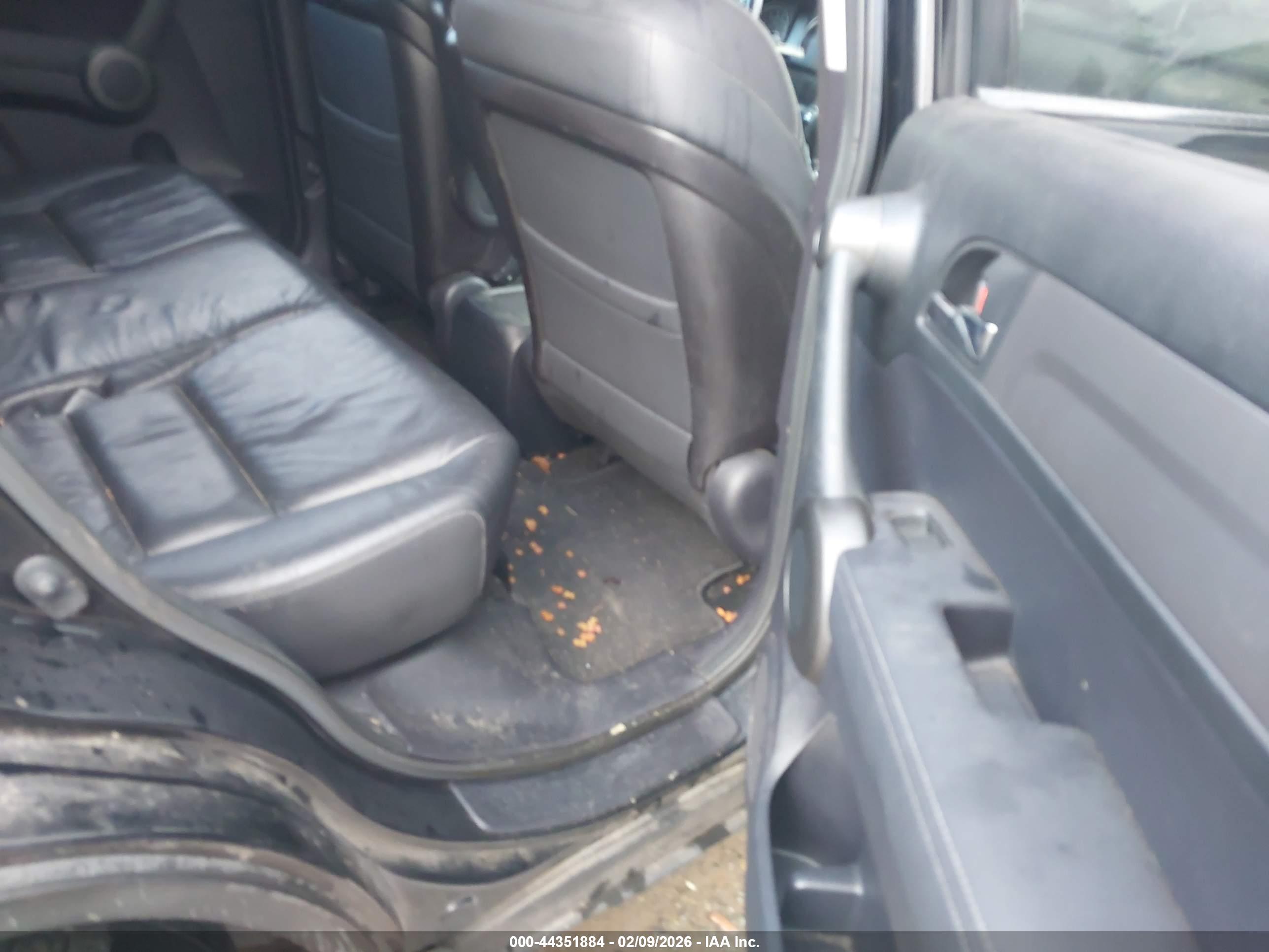 HONDA CR-V image 8