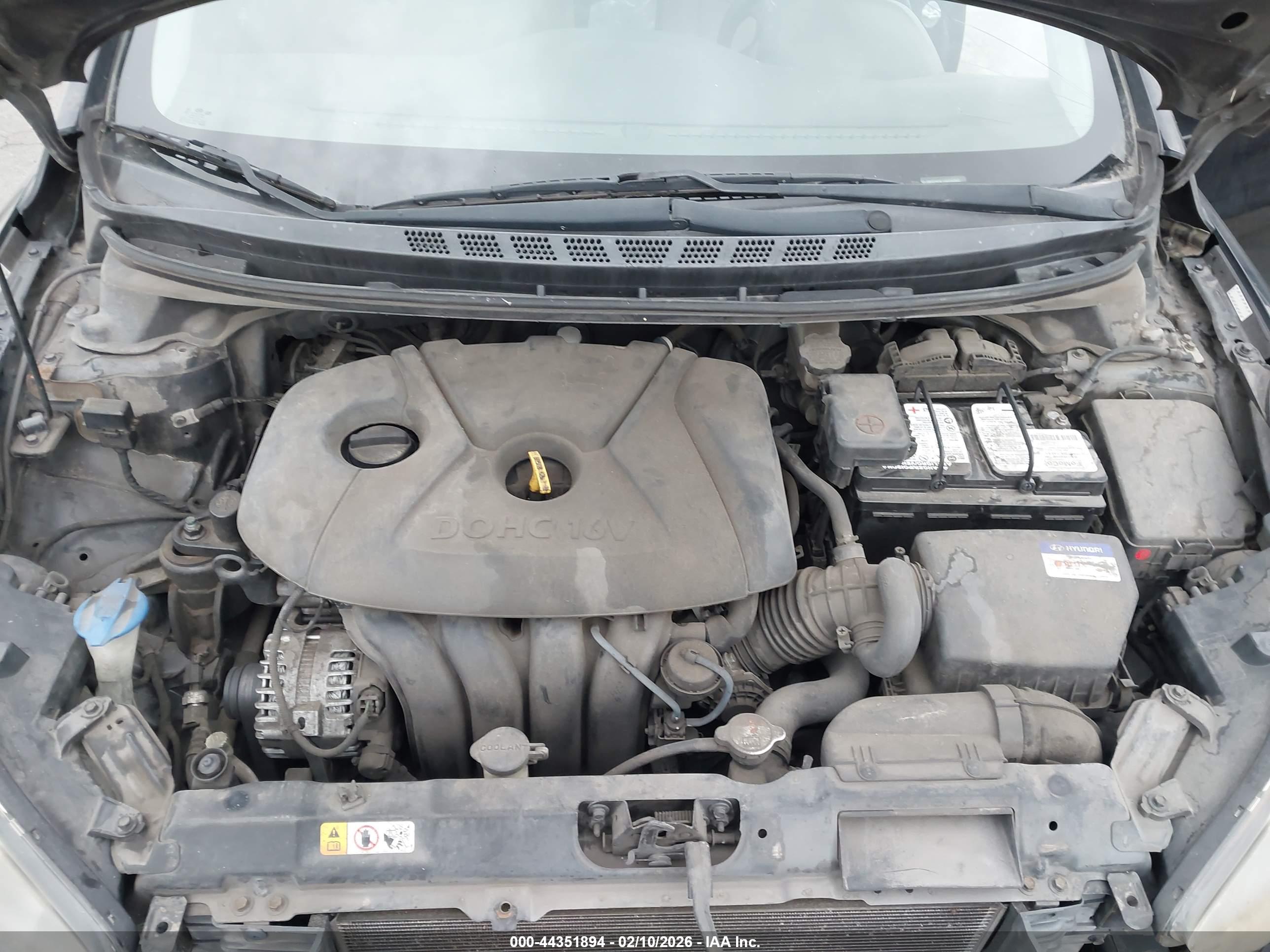 HYUNDAI ELANTRA image 10