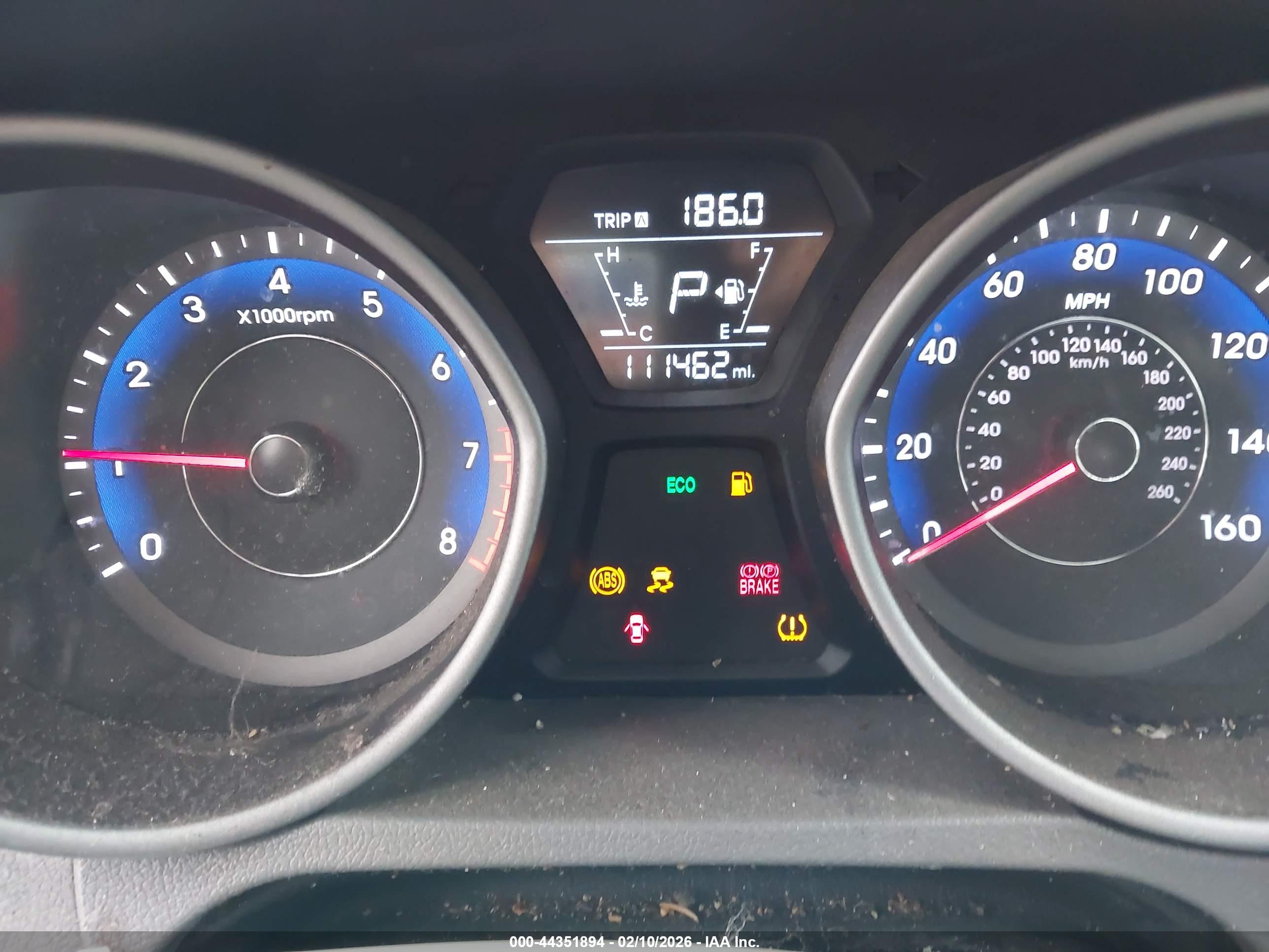 HYUNDAI ELANTRA image 7