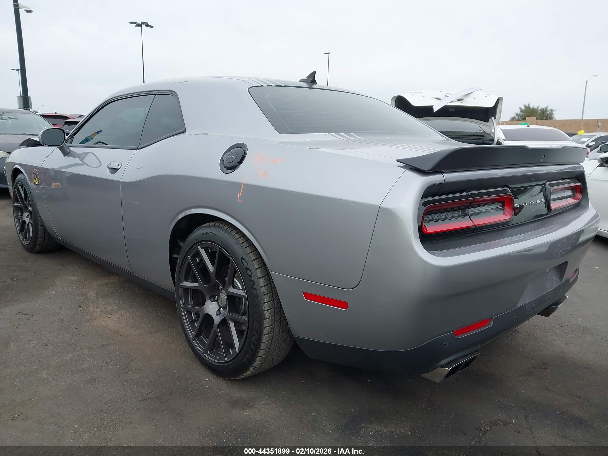 DODGE CHALLENGER image 3