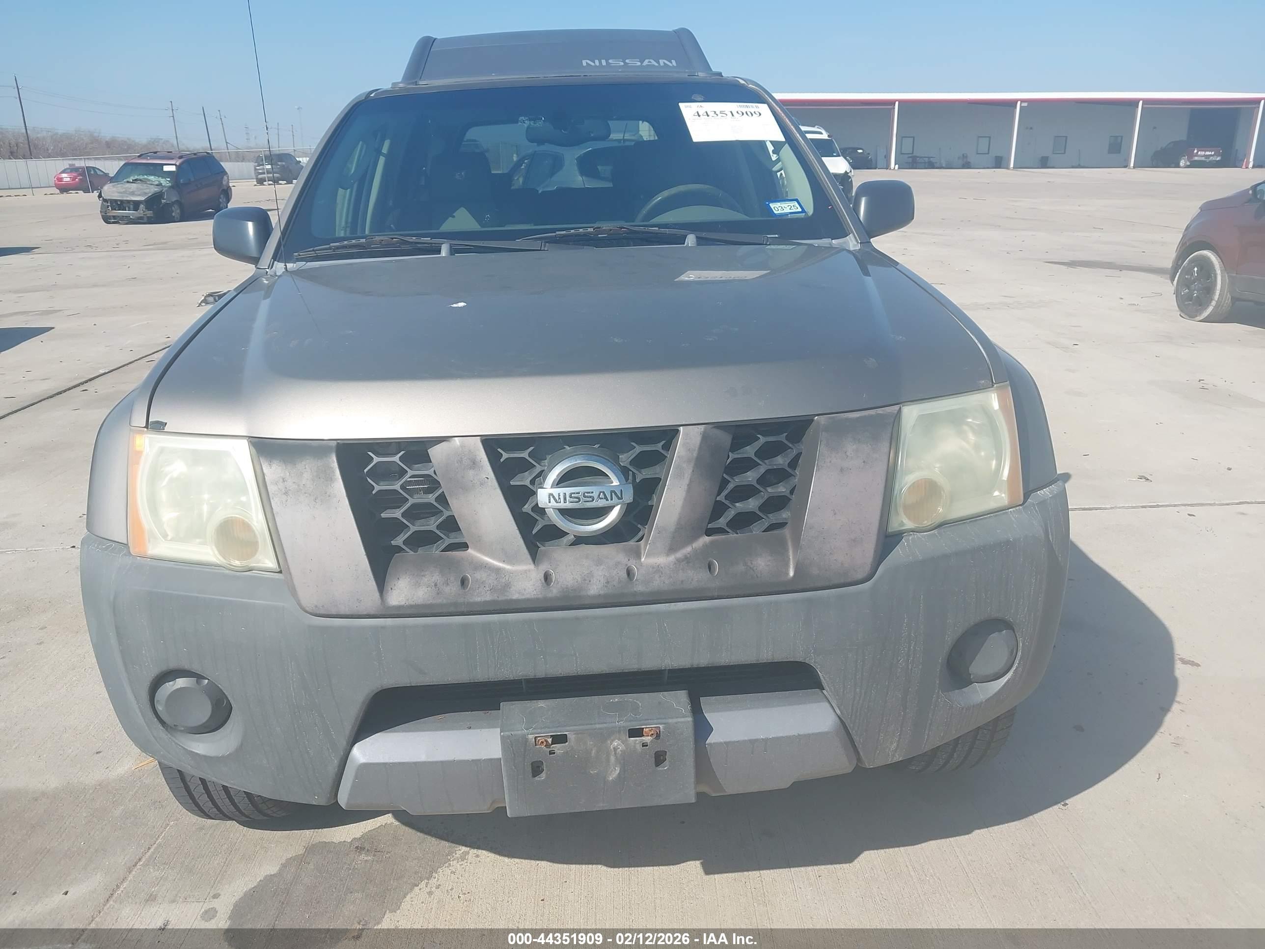 NISSAN XTERRA image 6