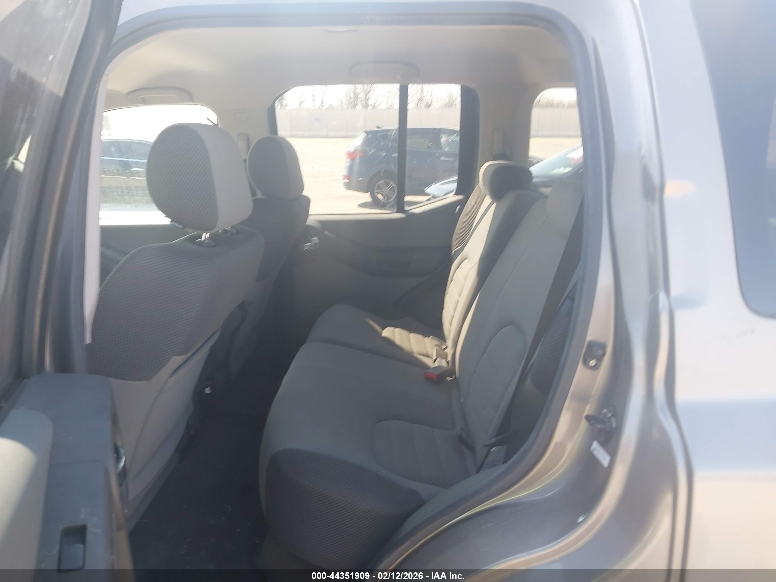 NISSAN XTERRA image 8