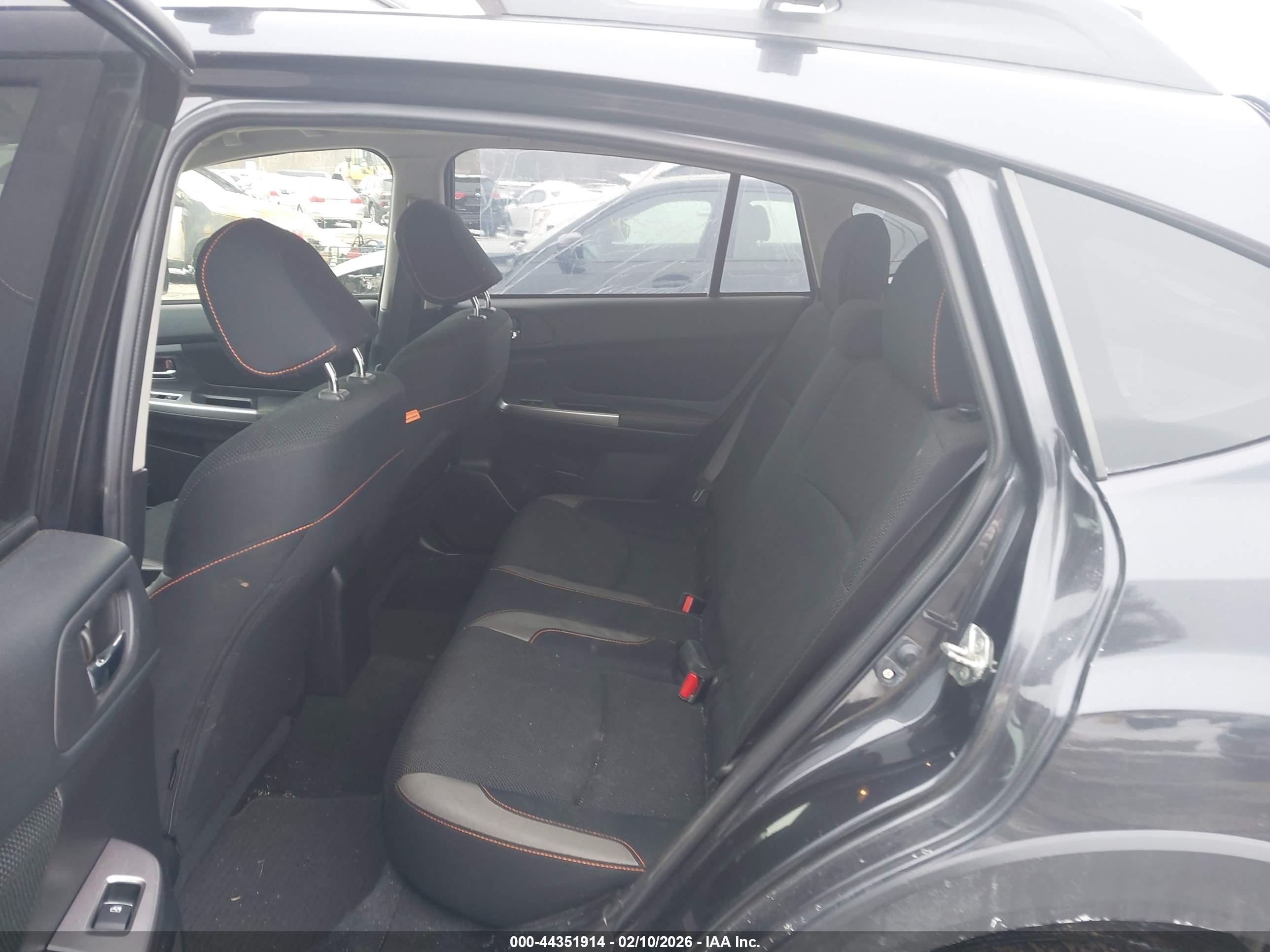 SUBARU CROSSTREK image 8