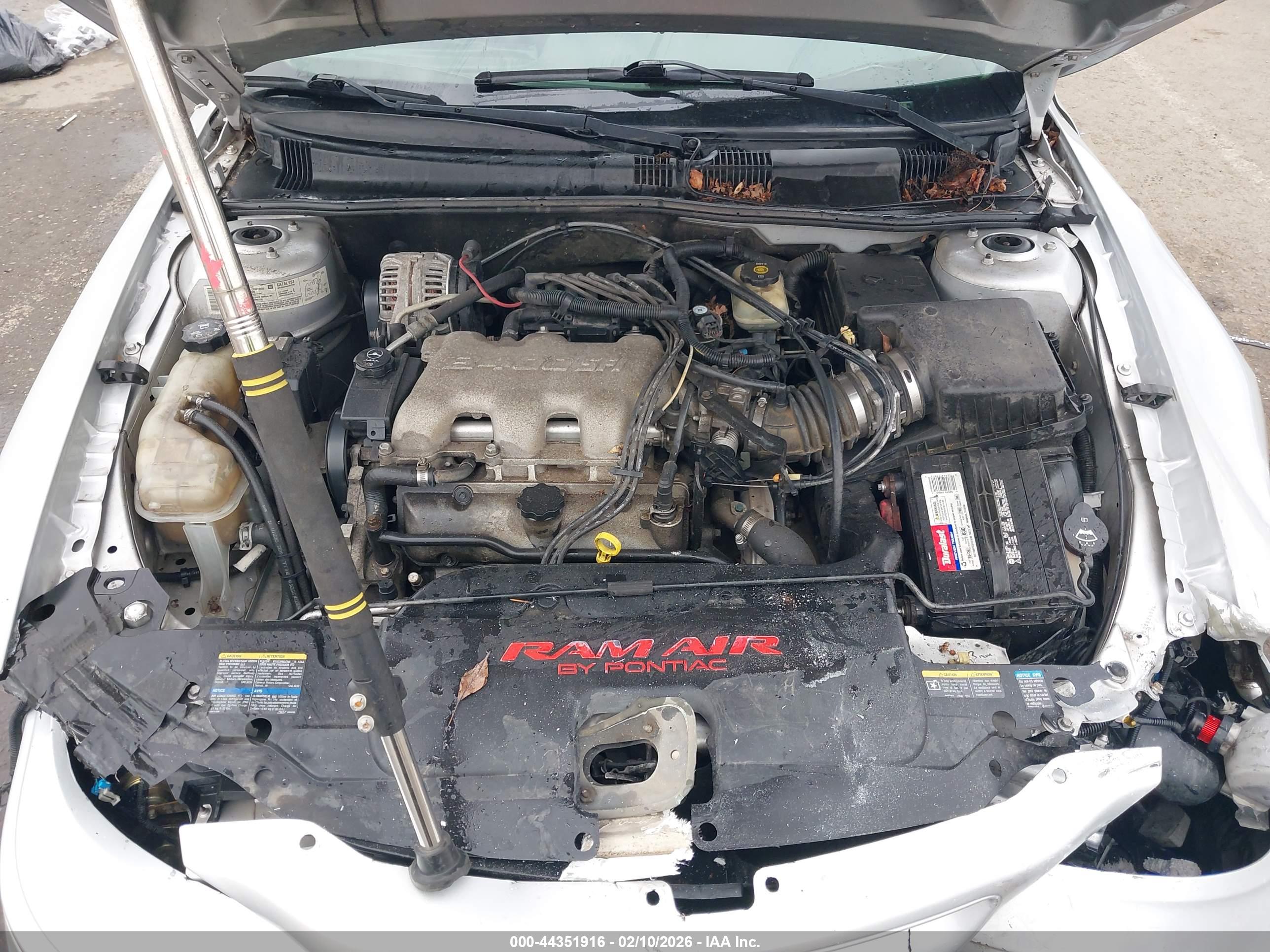 PONTIAC GRAND image 10