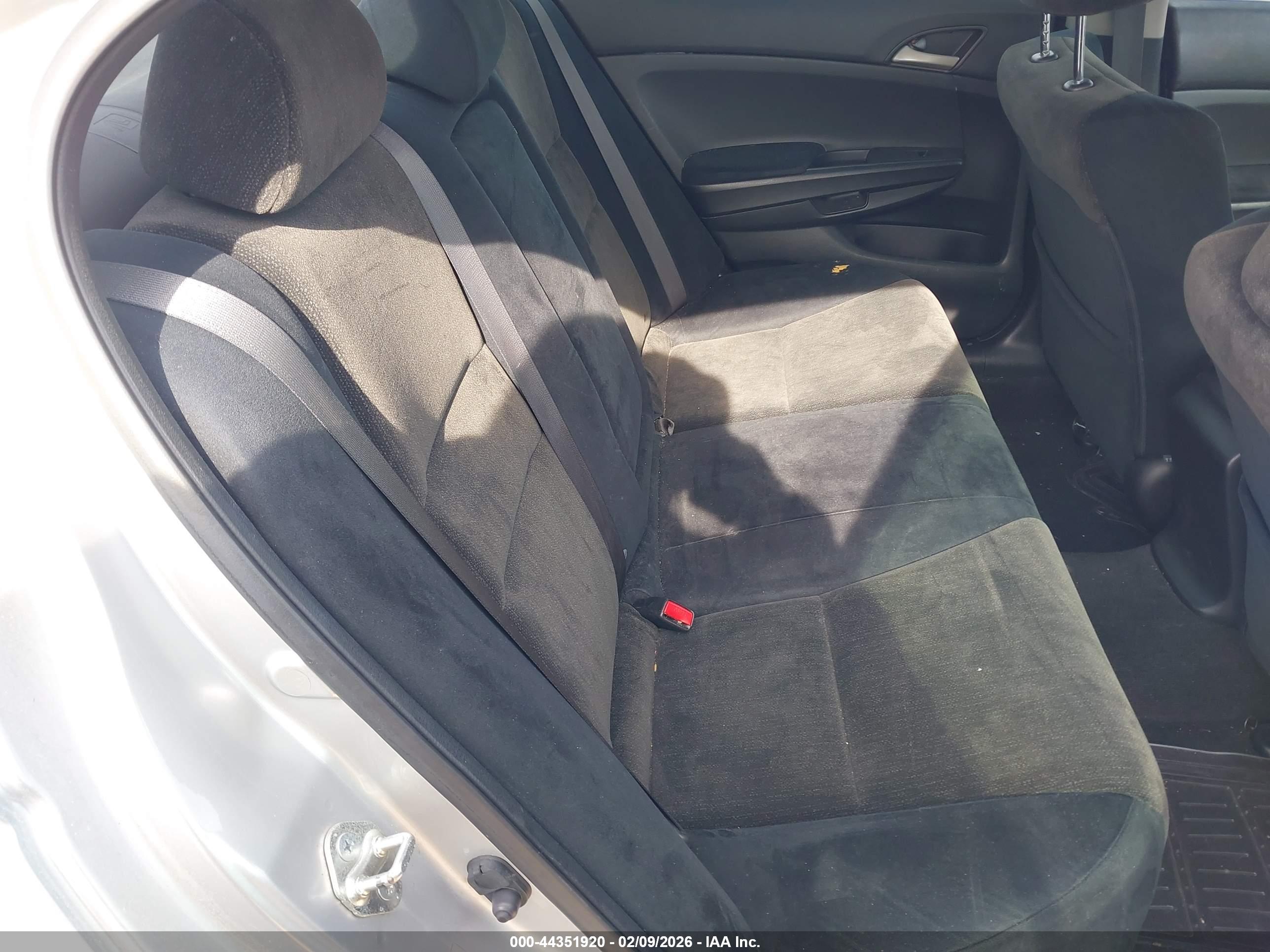 HONDA ACCORD image 8