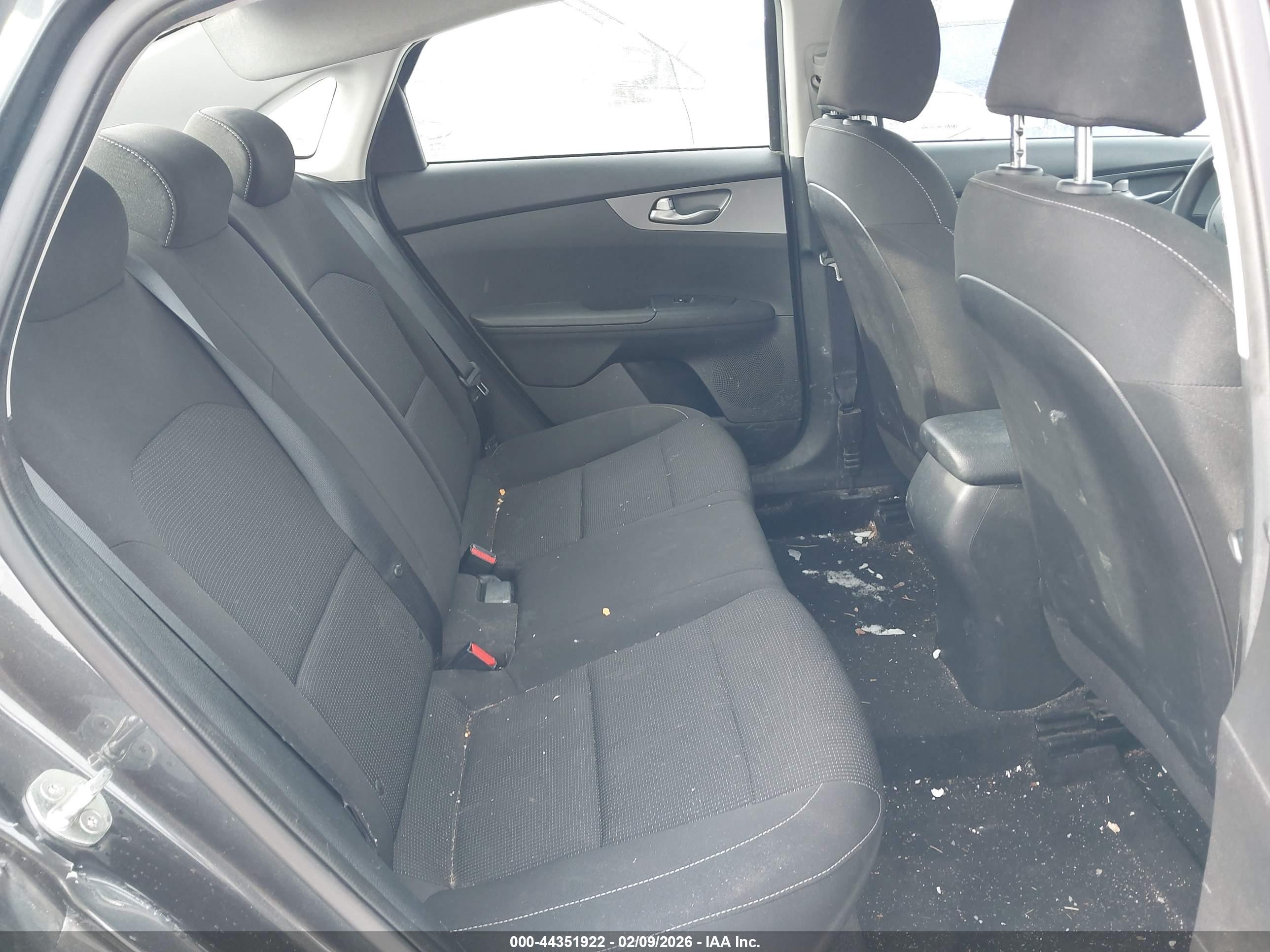 KIA FORTE image 8