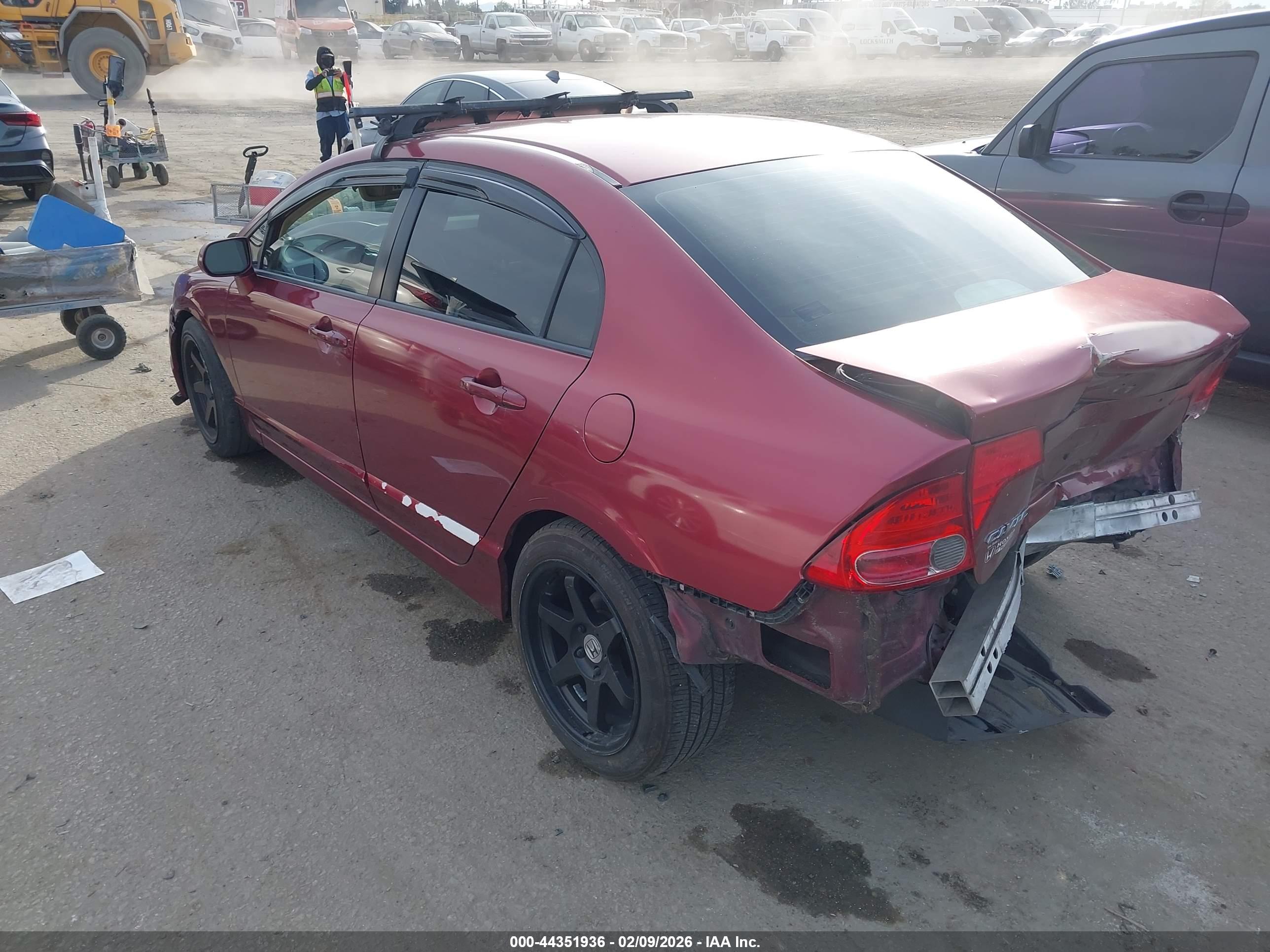 HONDA CIVIC image 3