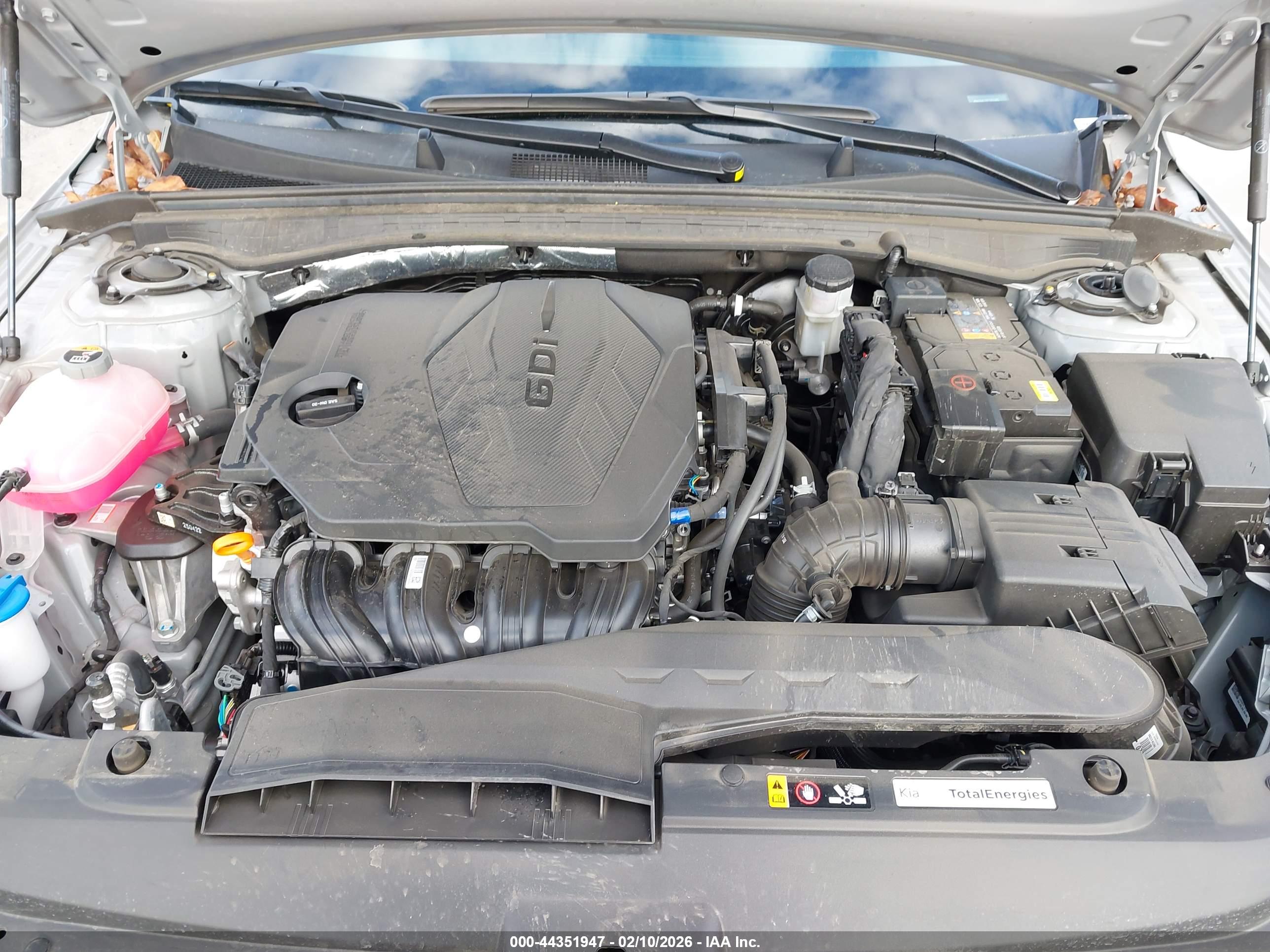 KIA K5 image 10