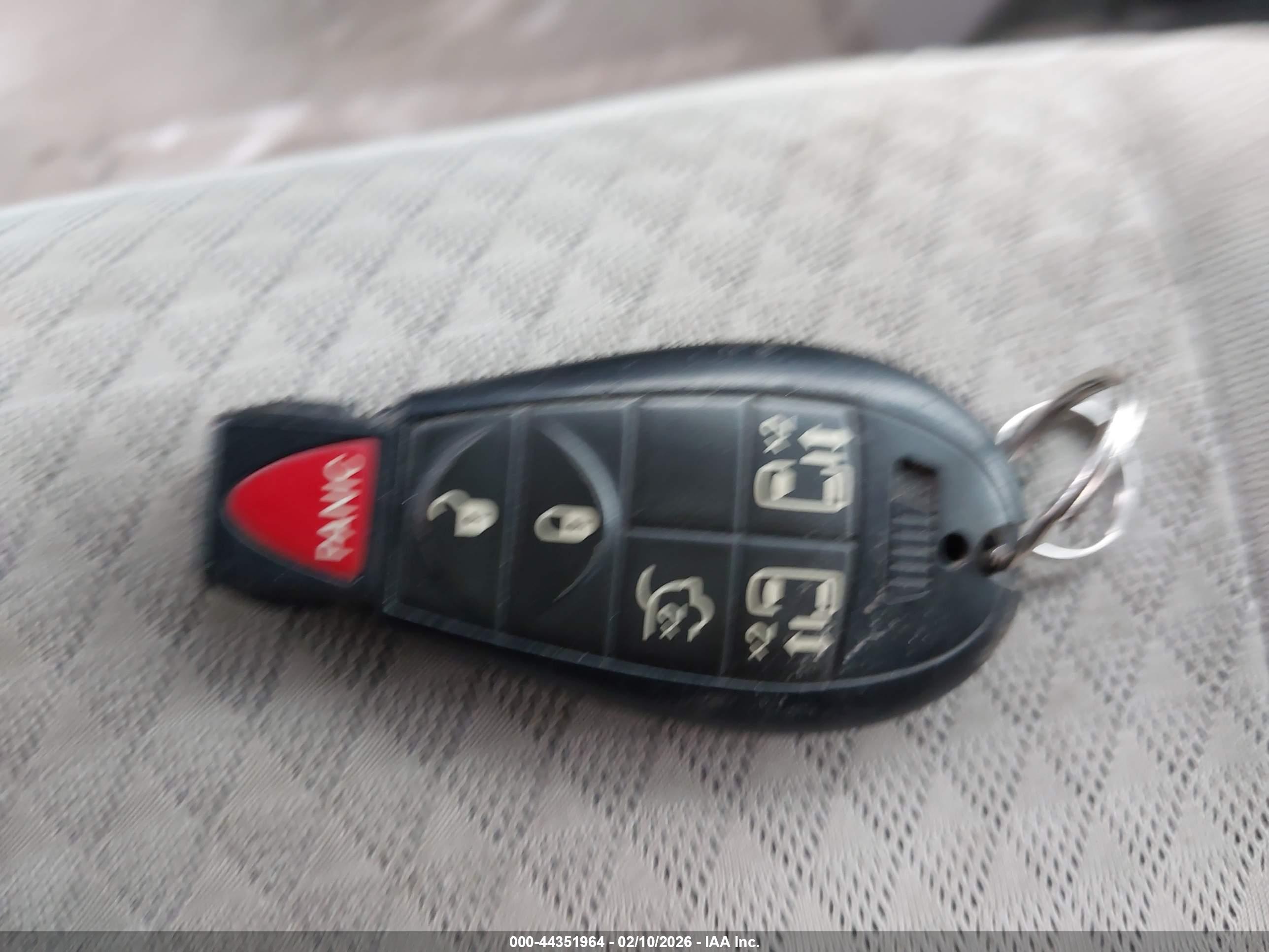 CHRYSLER TOWN image 11
