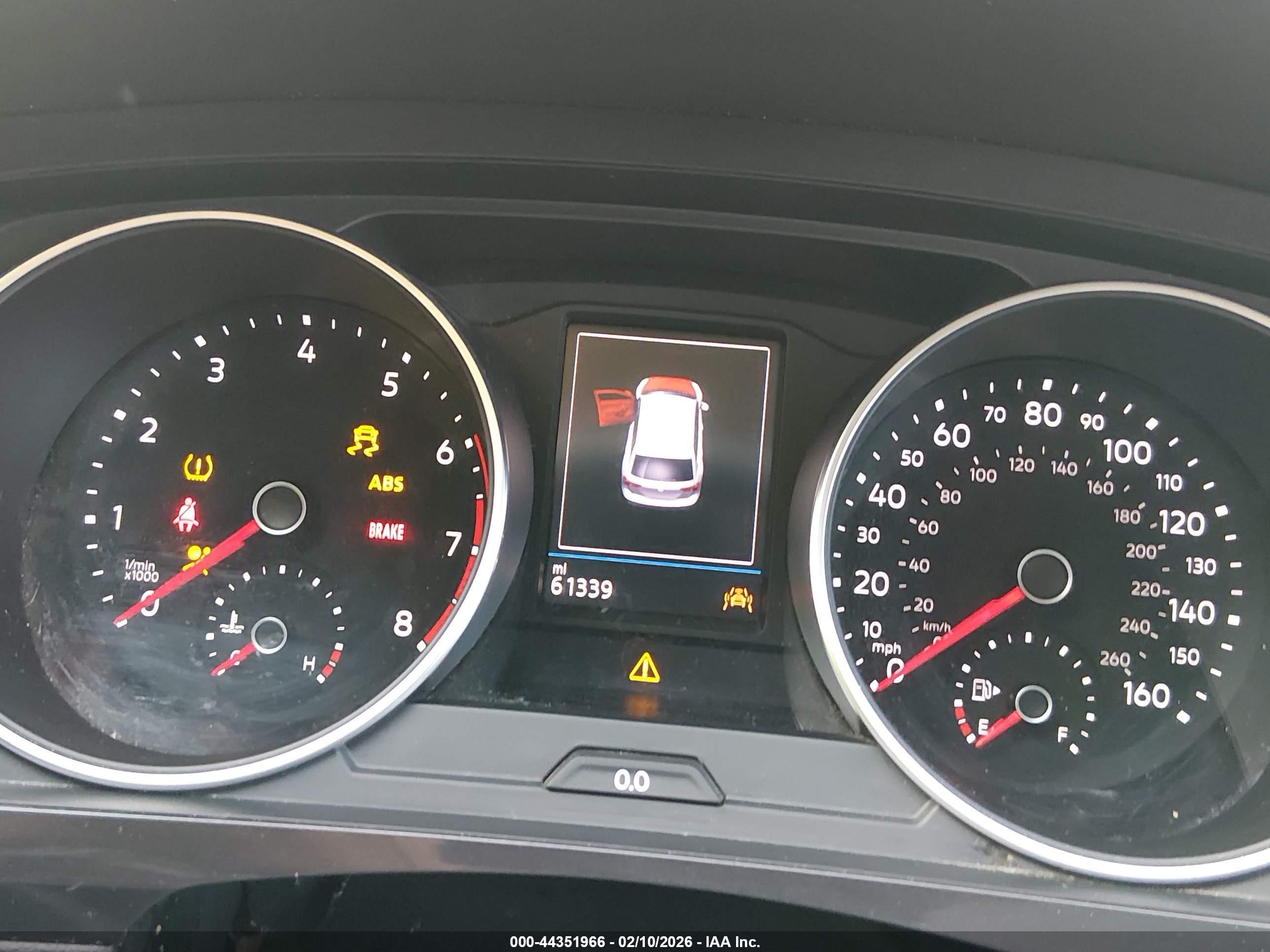 VOLKSWAGEN TIGUAN image 7