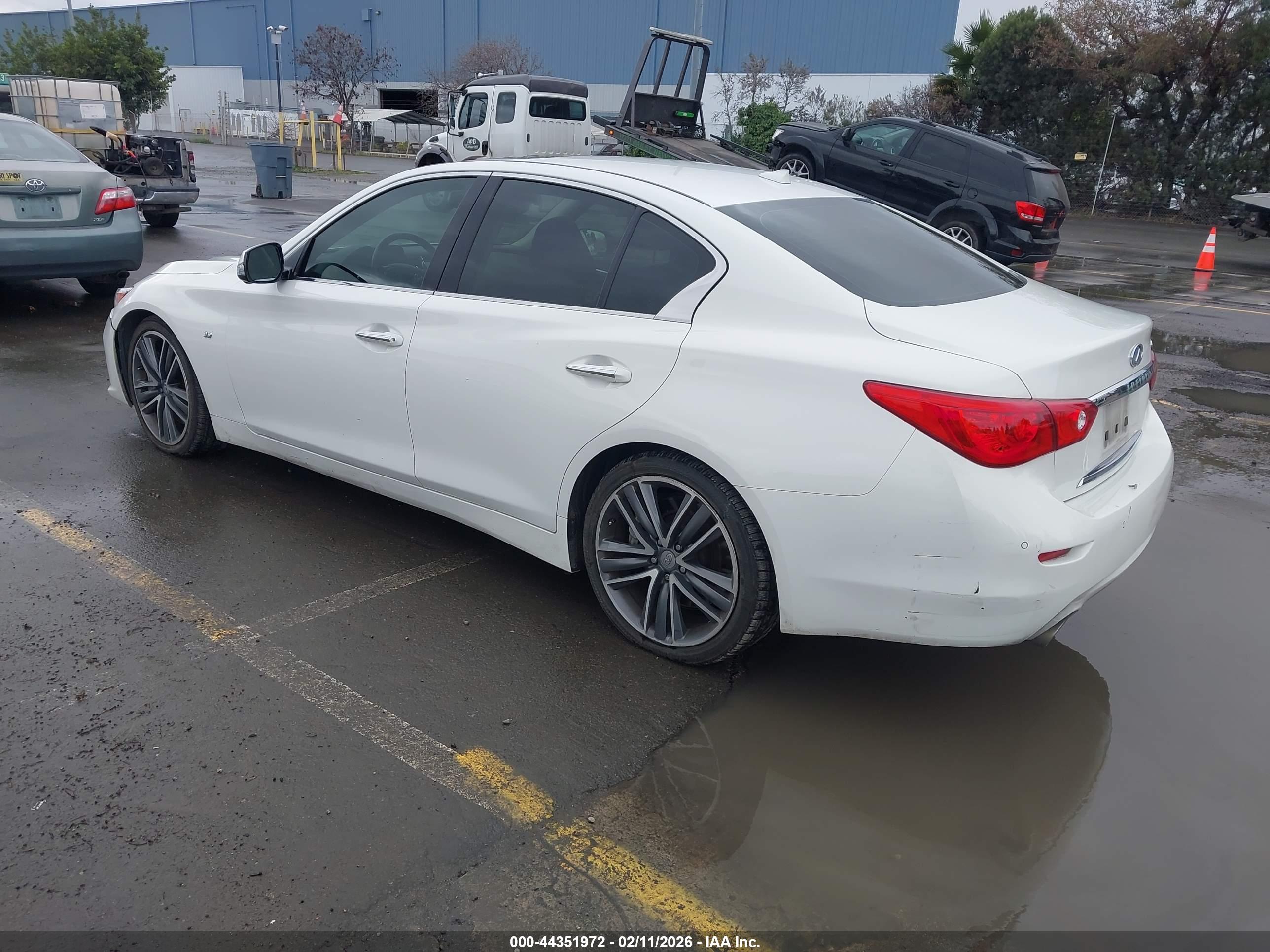 INFINITI Q50 image 3