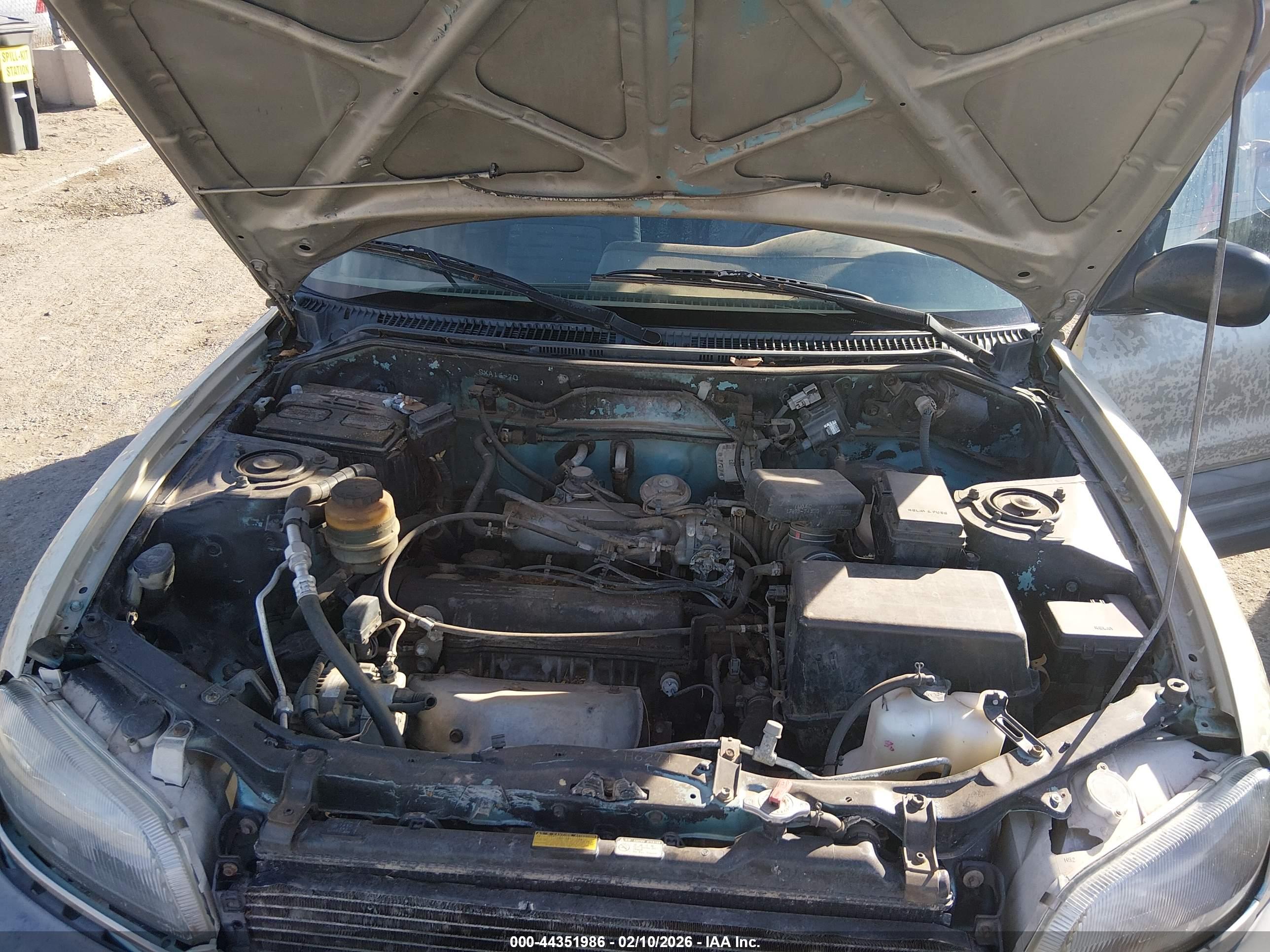 TOYOTA RAV4 image 10