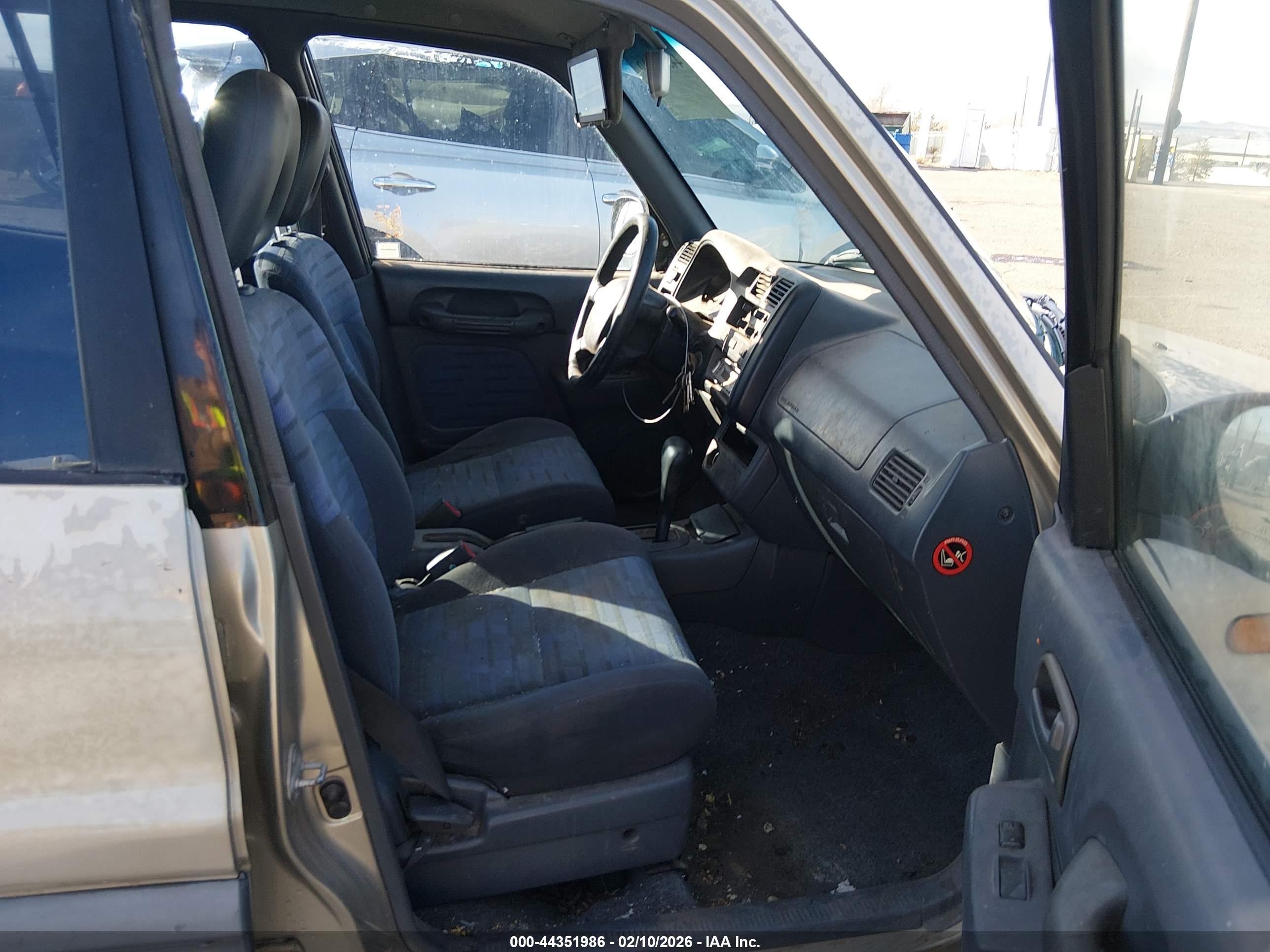 TOYOTA RAV4 image 5