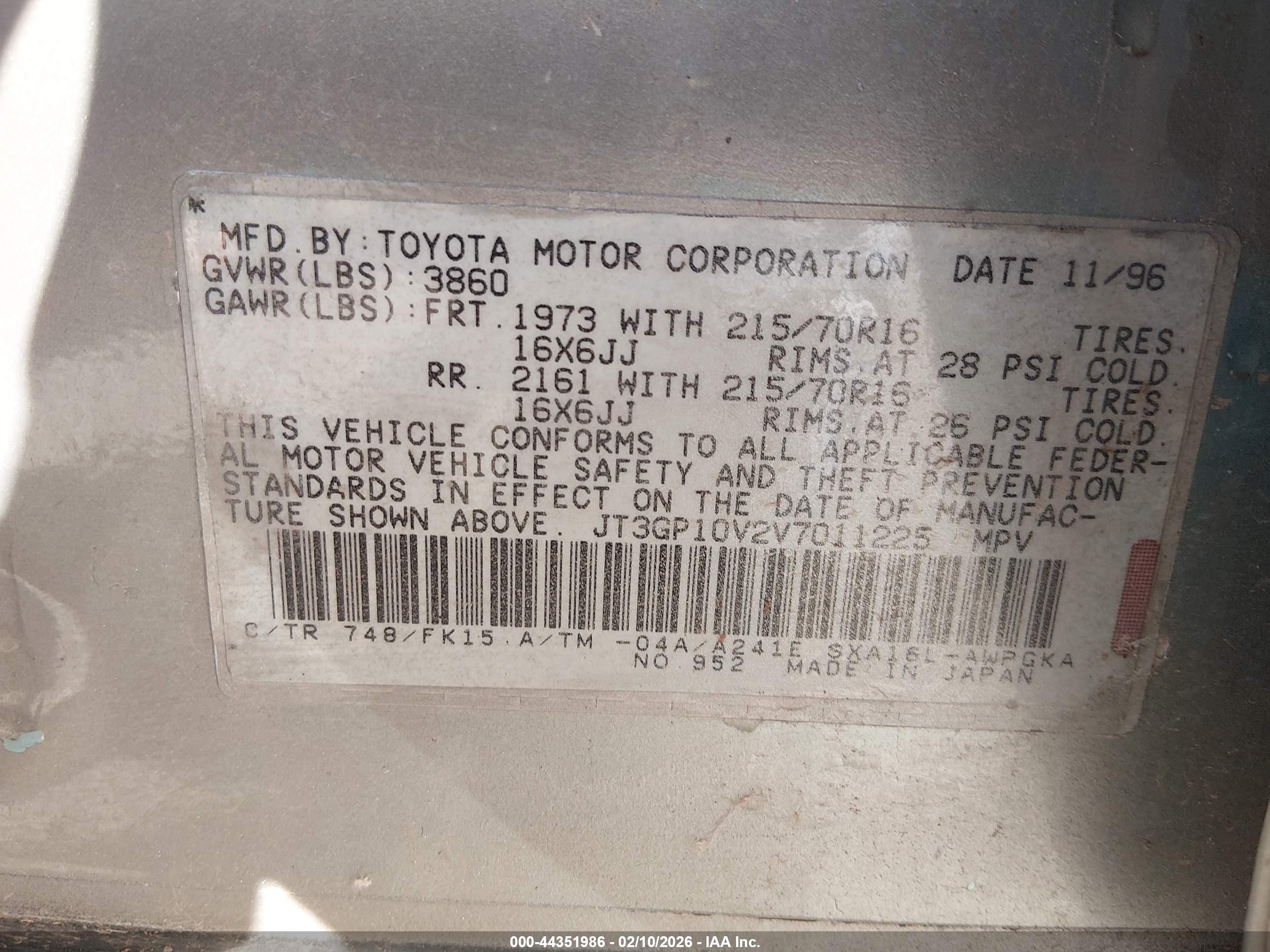 TOYOTA RAV4 image 9