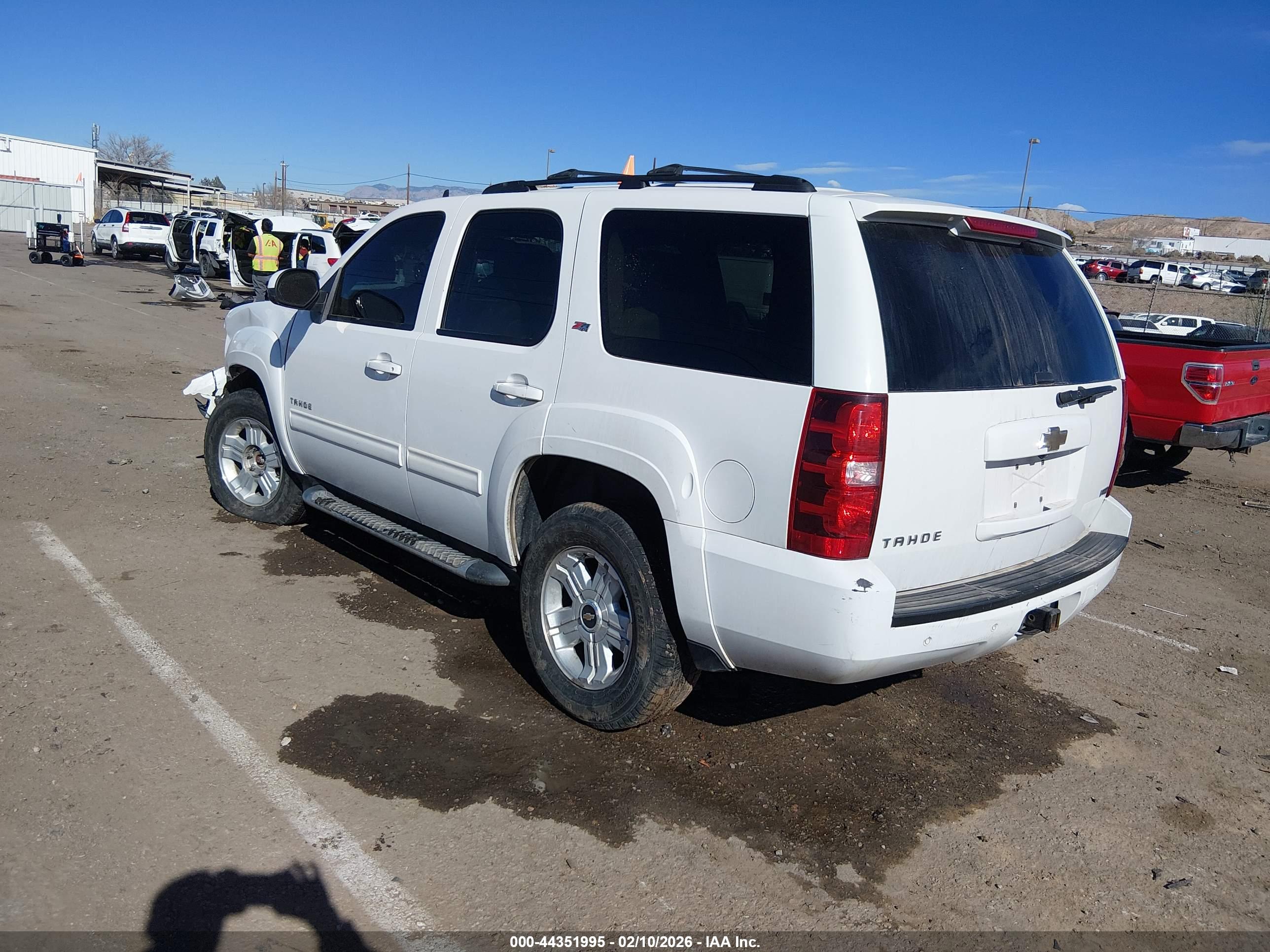 CHEVROLET TAHOE image 3