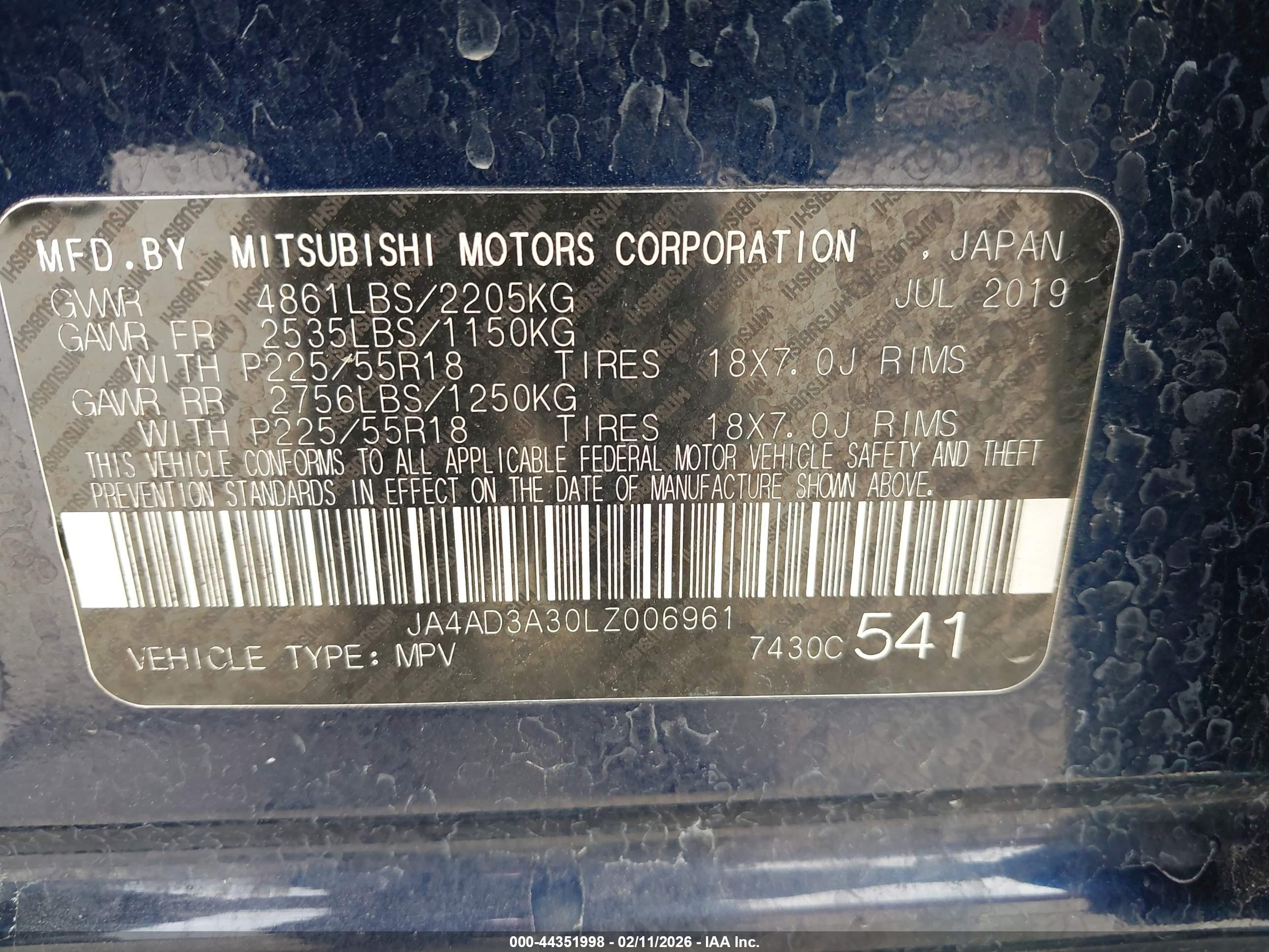 MITSUBISHI OUTLANDER image 9