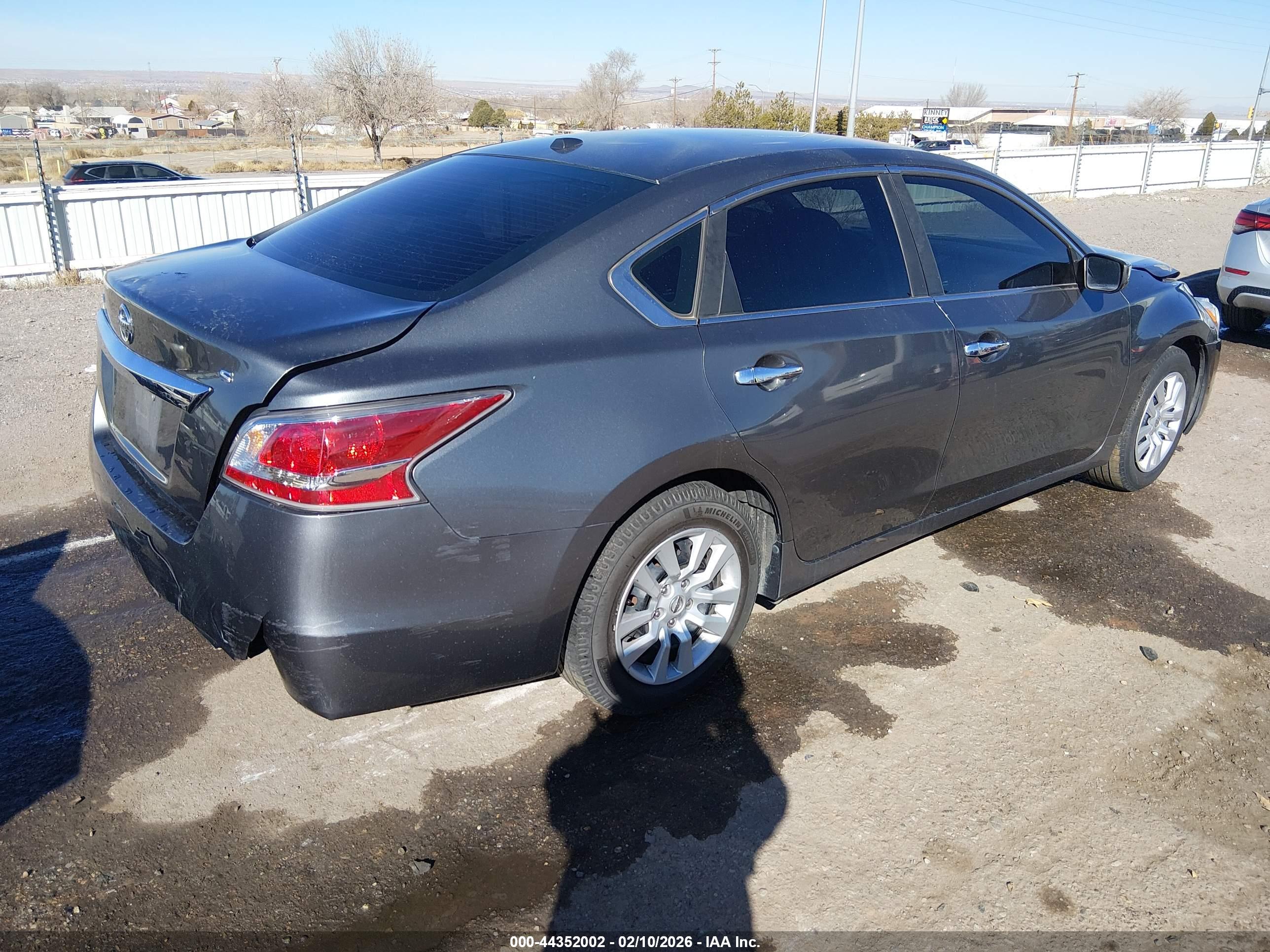 NISSAN ALTIMA image 4