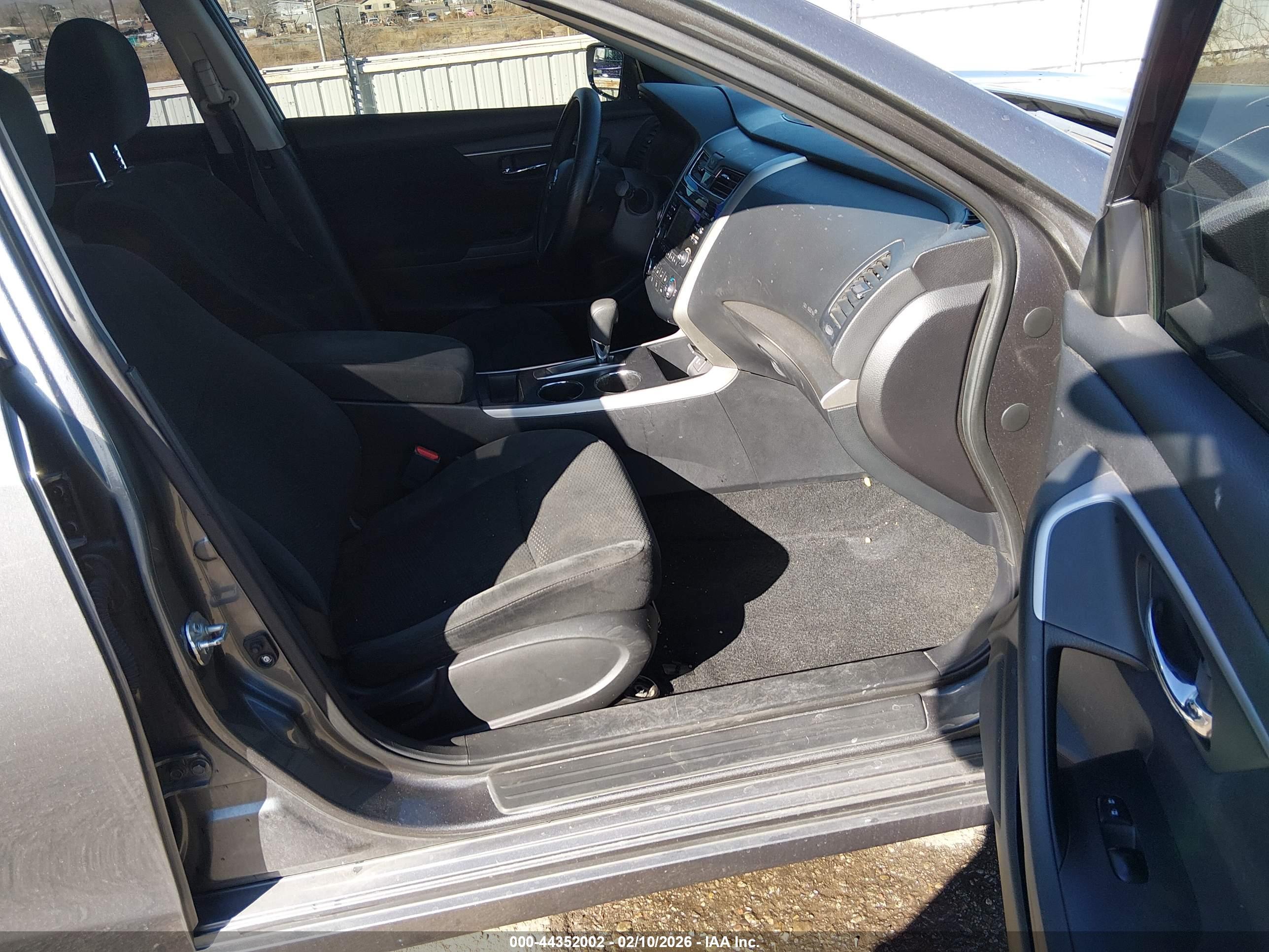 NISSAN ALTIMA image 5