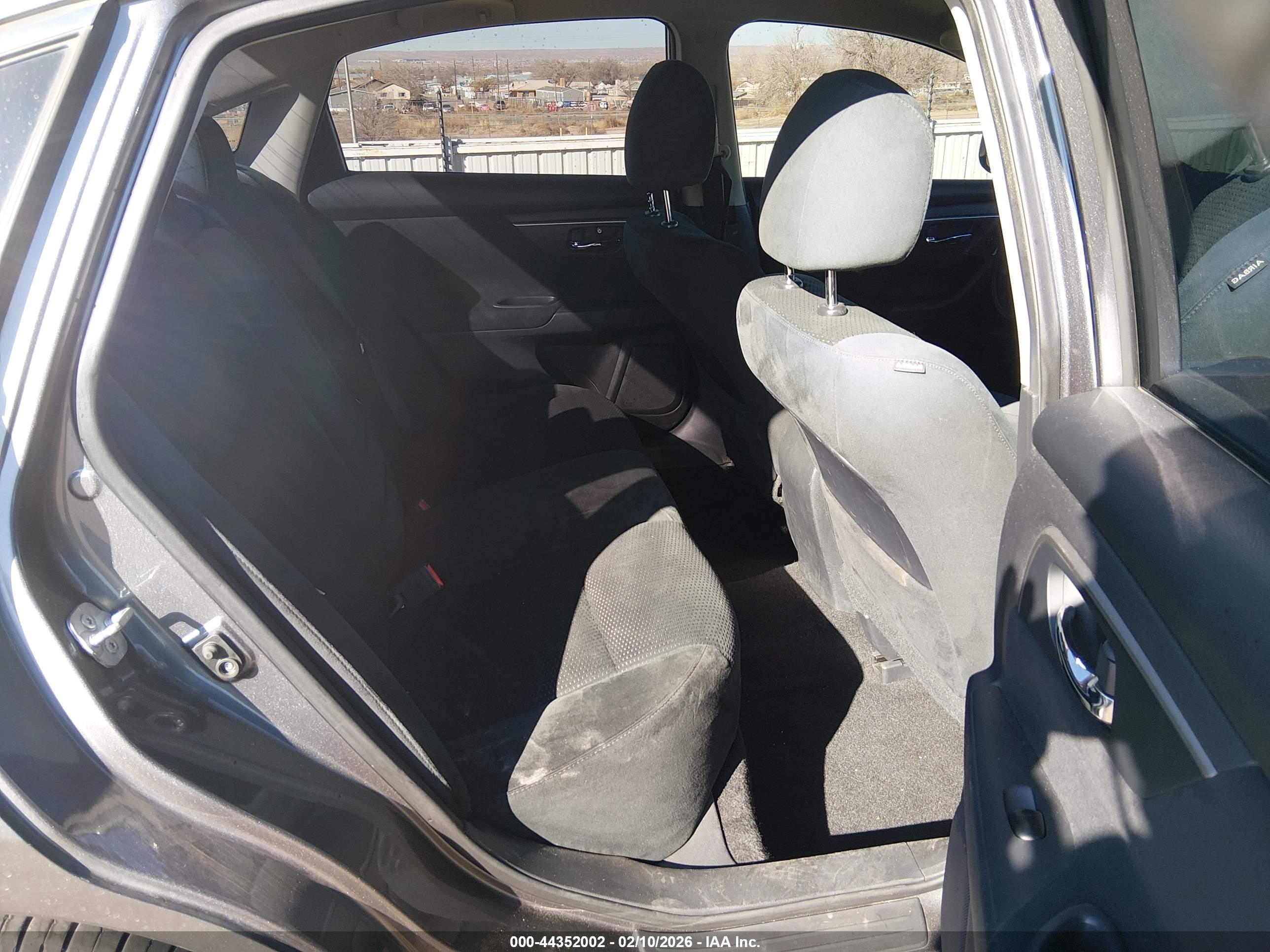 NISSAN ALTIMA image 8