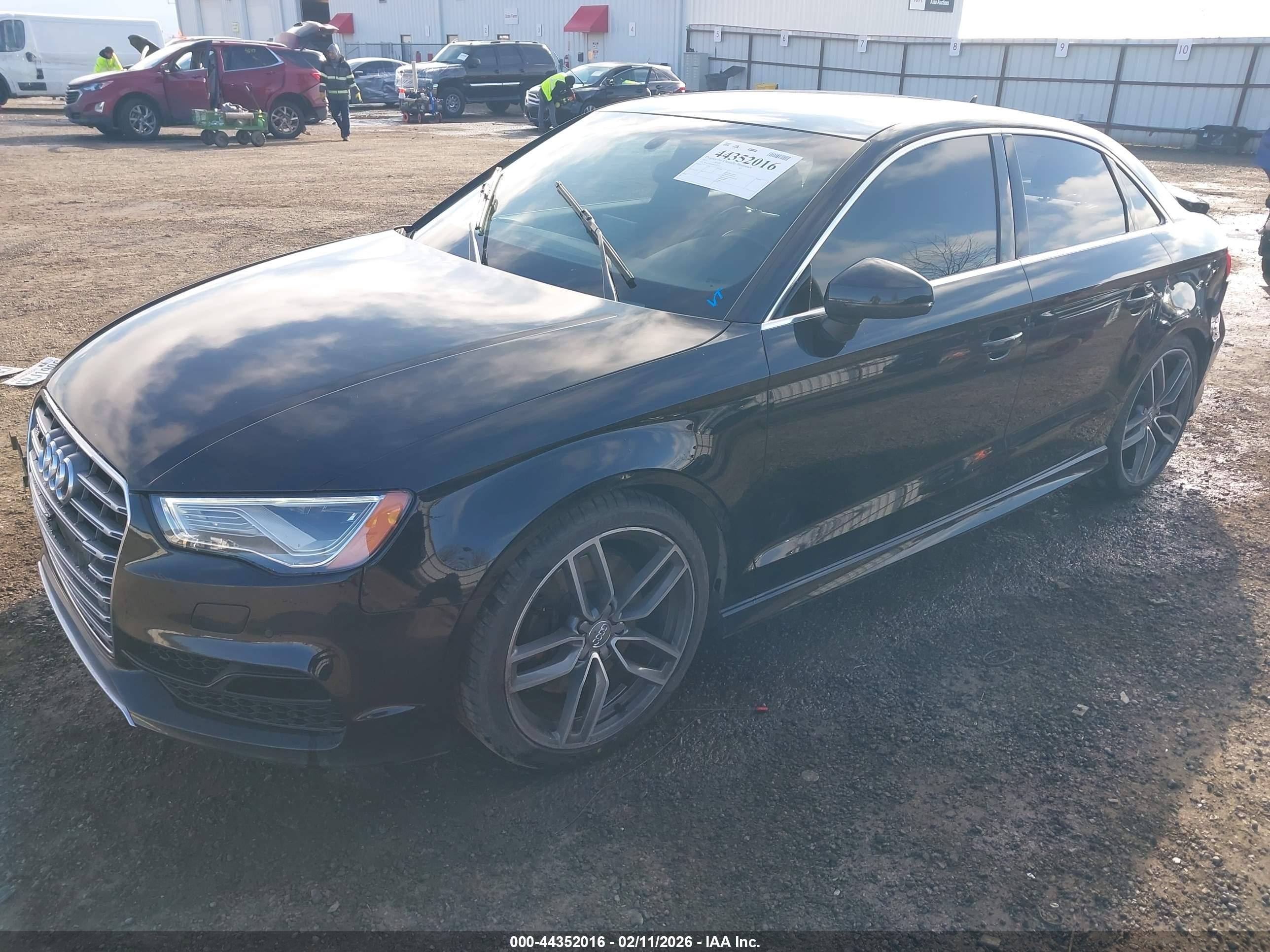 AUDI S3 image 2
