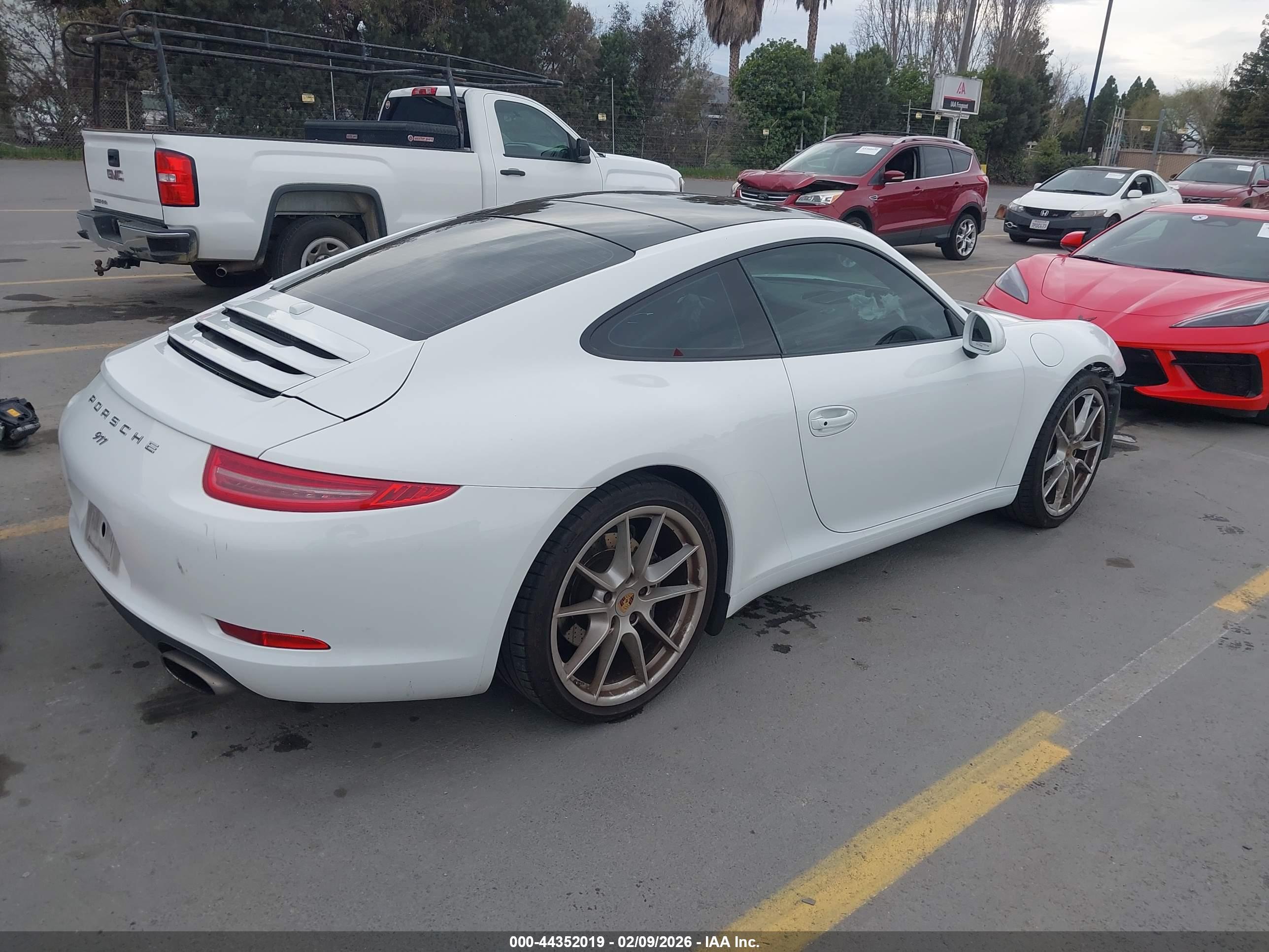 PORSCHE 911 image 4