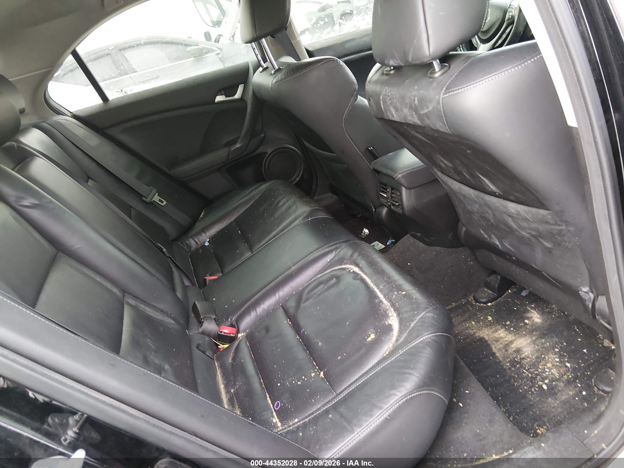 ACURA TSX image 8