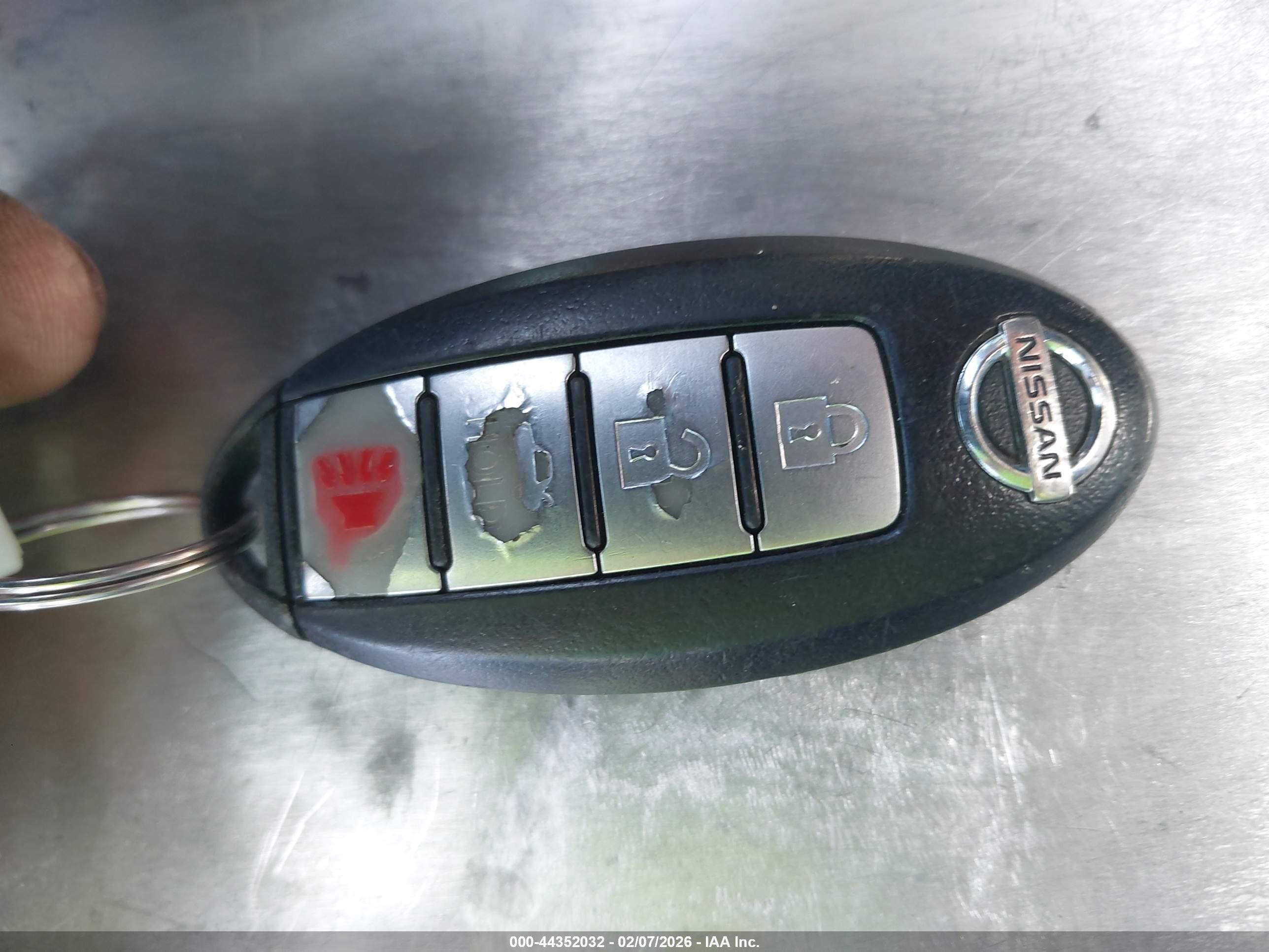 INFINITI G37 image 11