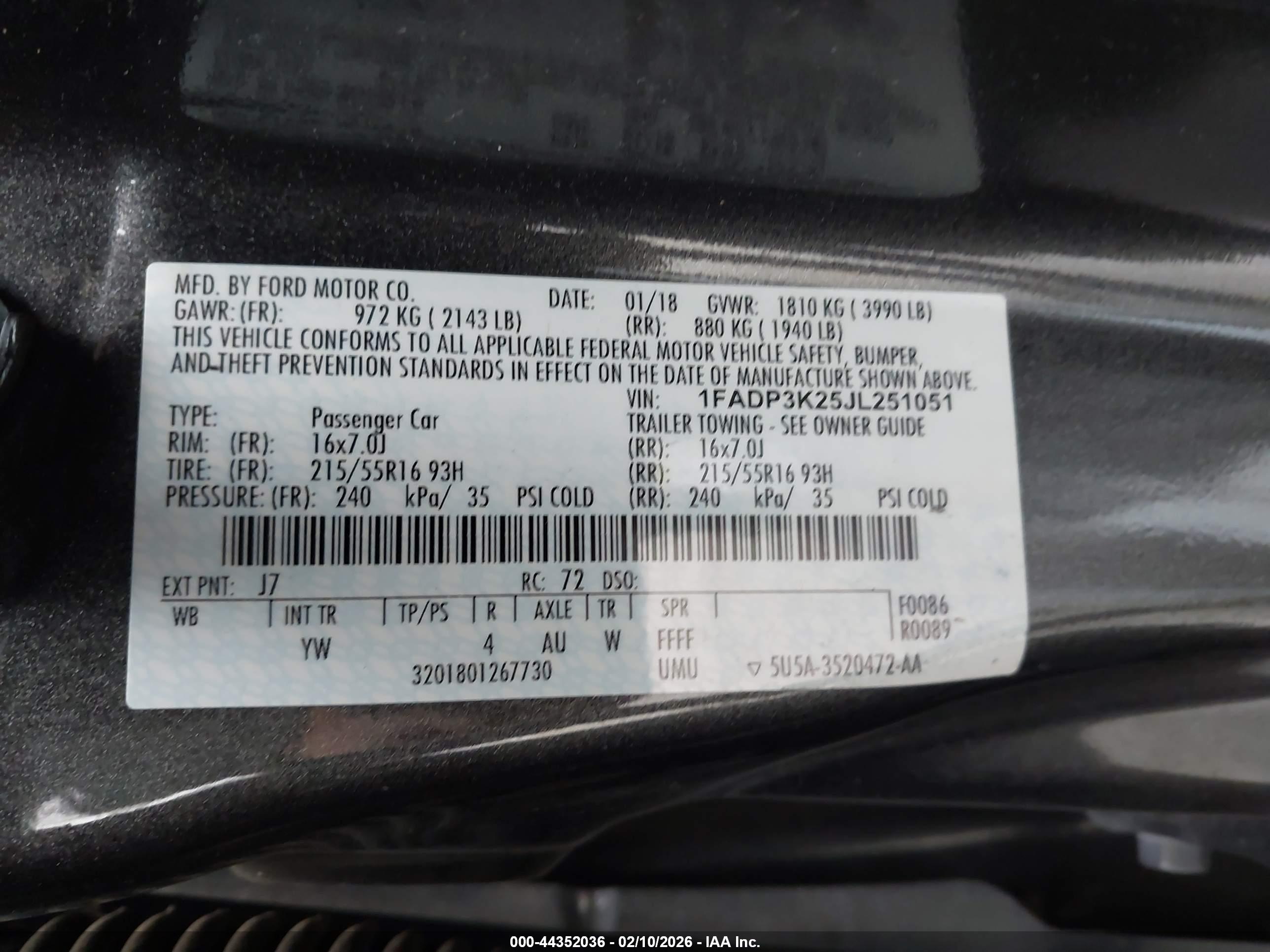FORD FOCUS image 9