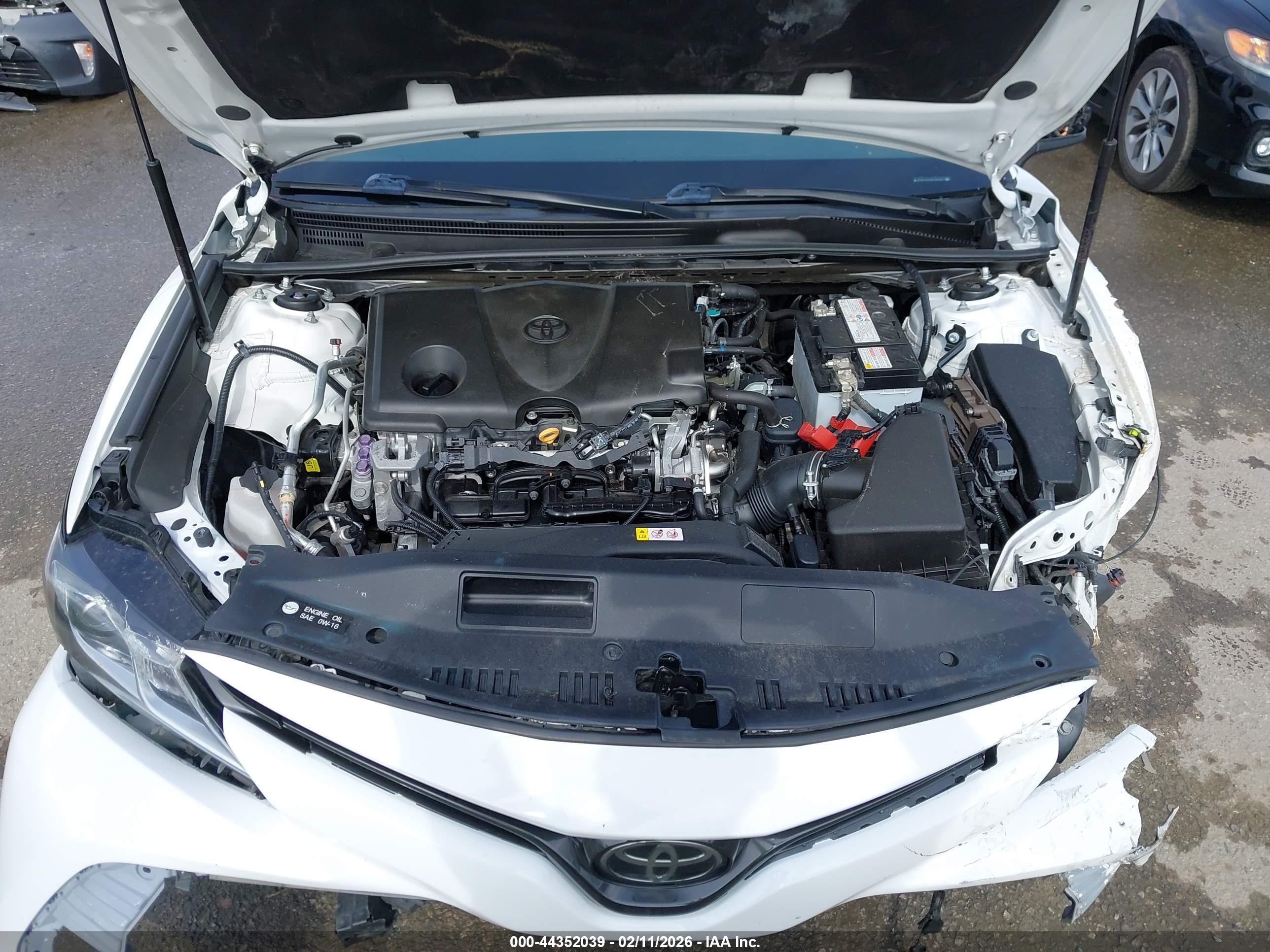 TOYOTA CAMRY image 10