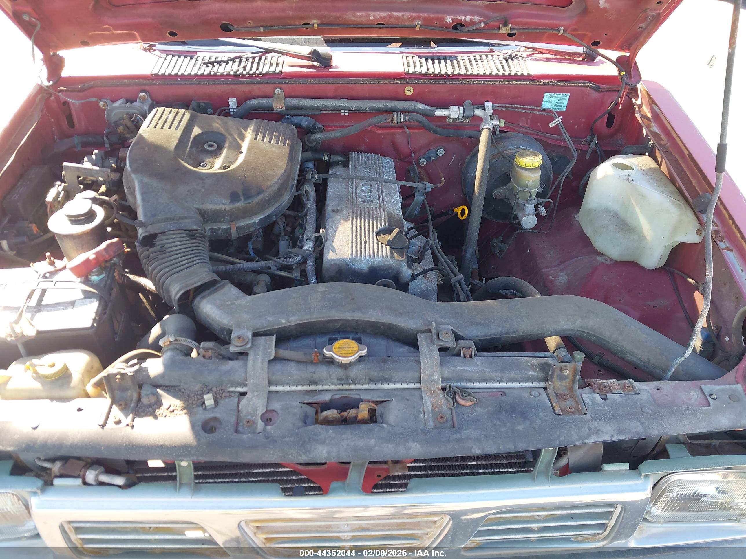 NISSAN 4X2 image 10