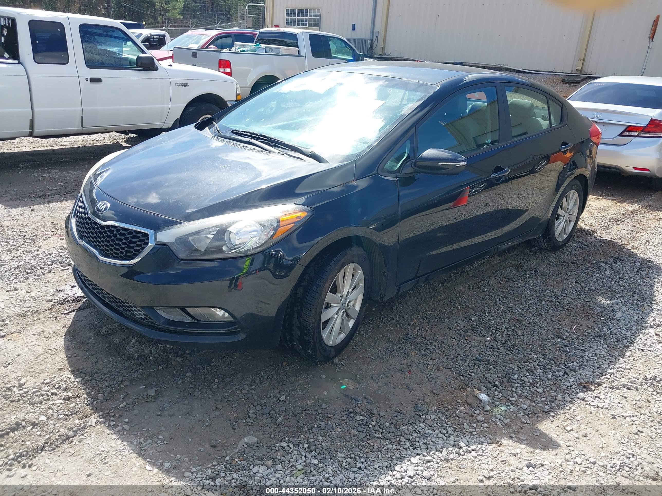 KIA FORTE image 2