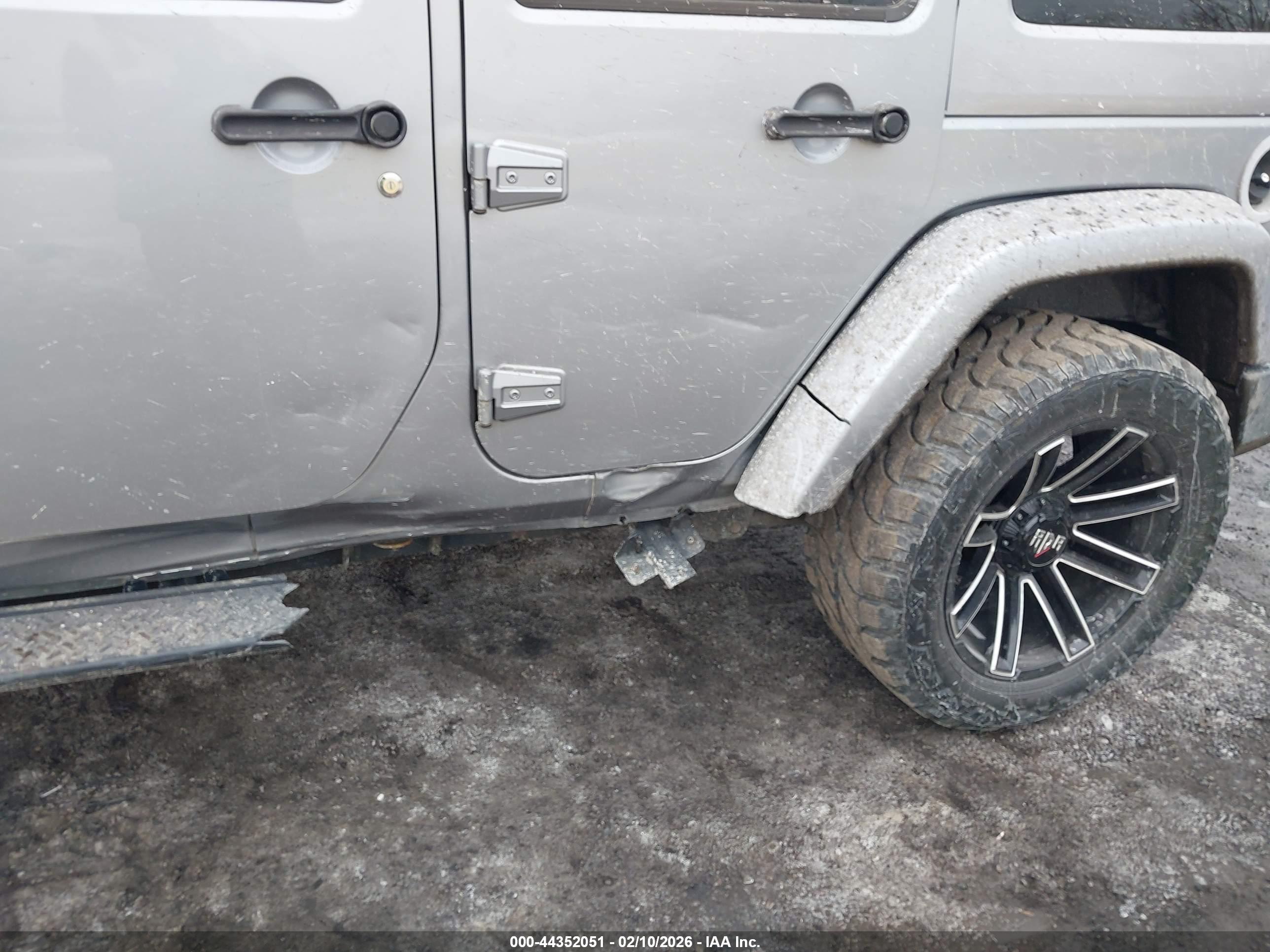 JEEP WRANGLER image 6