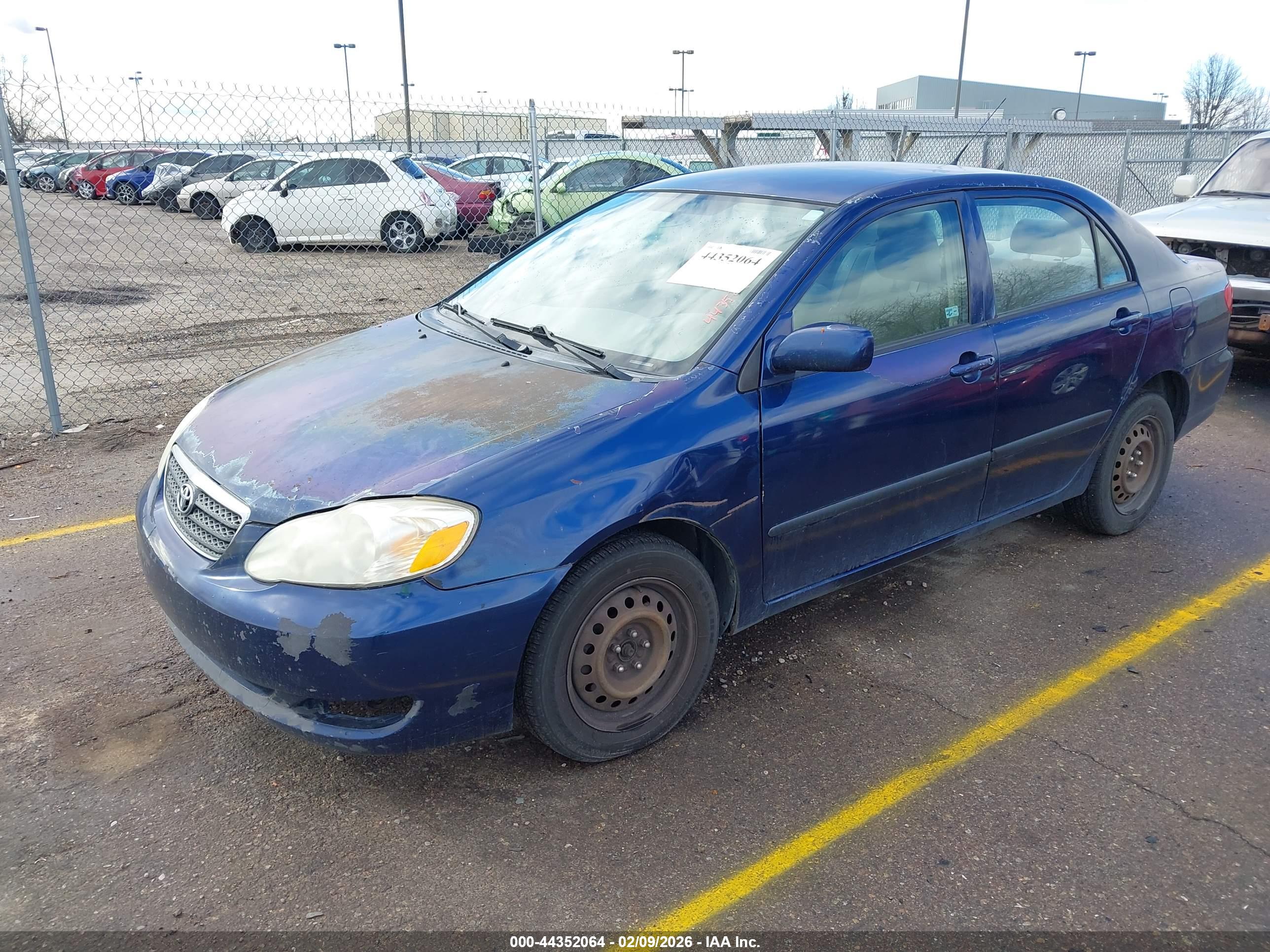 TOYOTA COROLLA image 2
