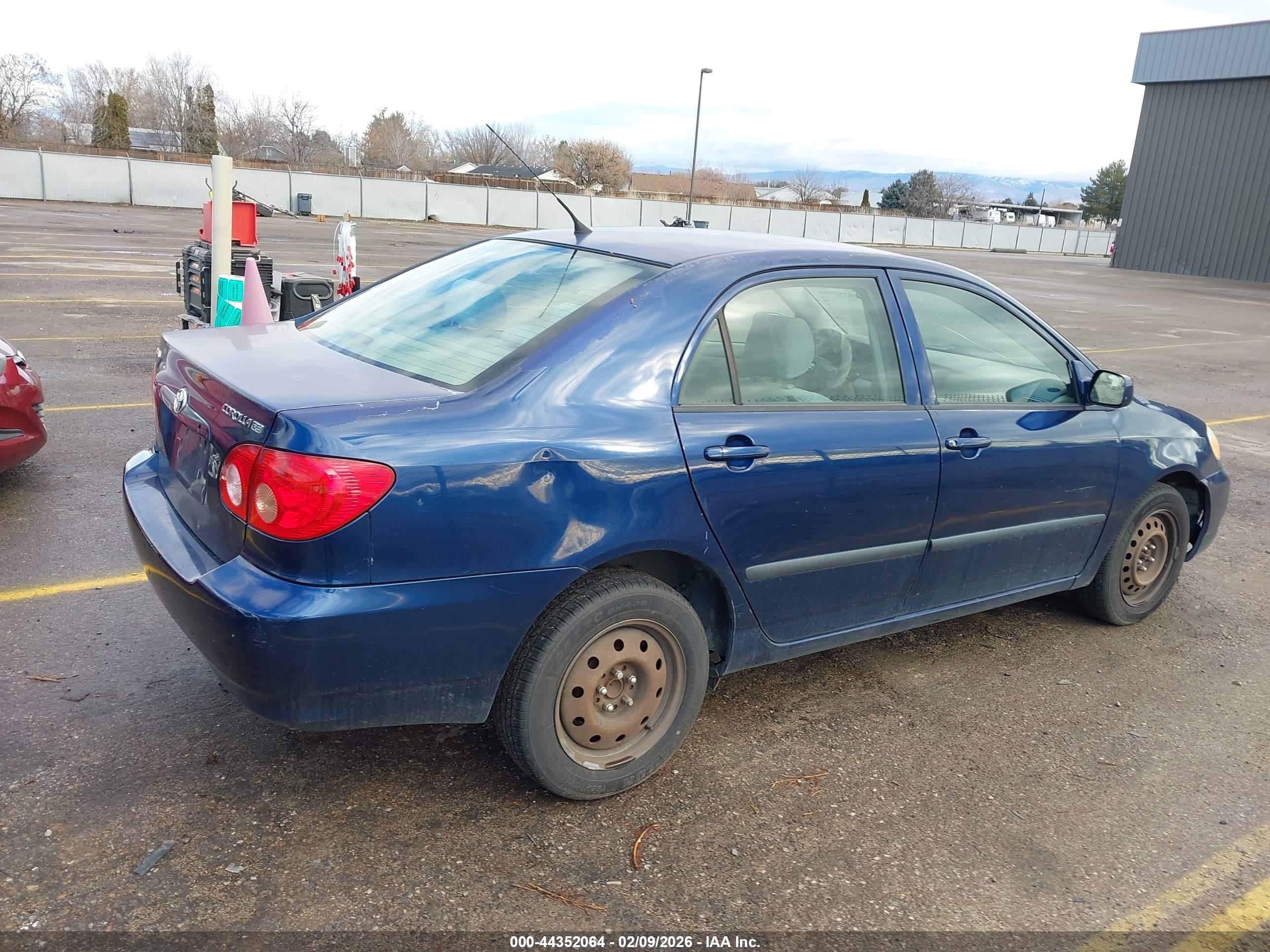 TOYOTA COROLLA image 4