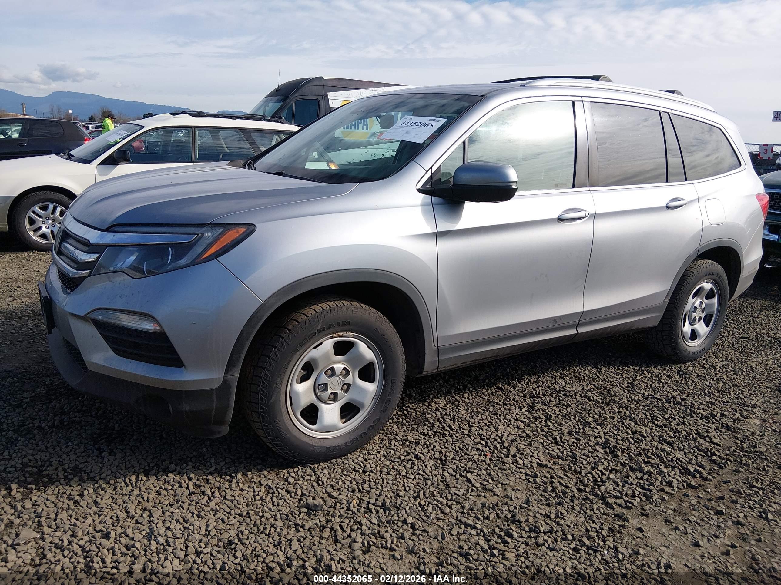 HONDA PILOT image 2