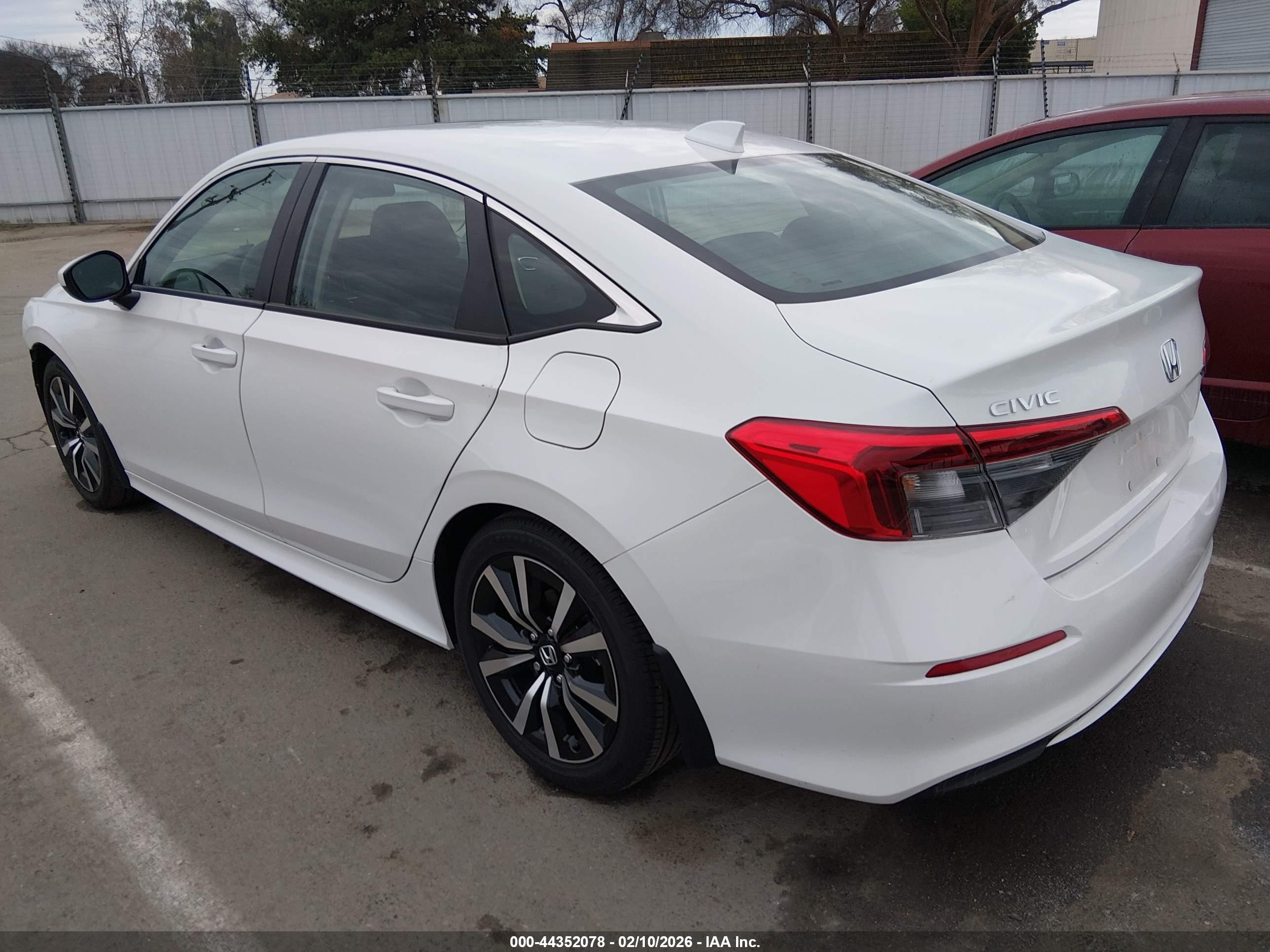 HONDA CIVIC image 3