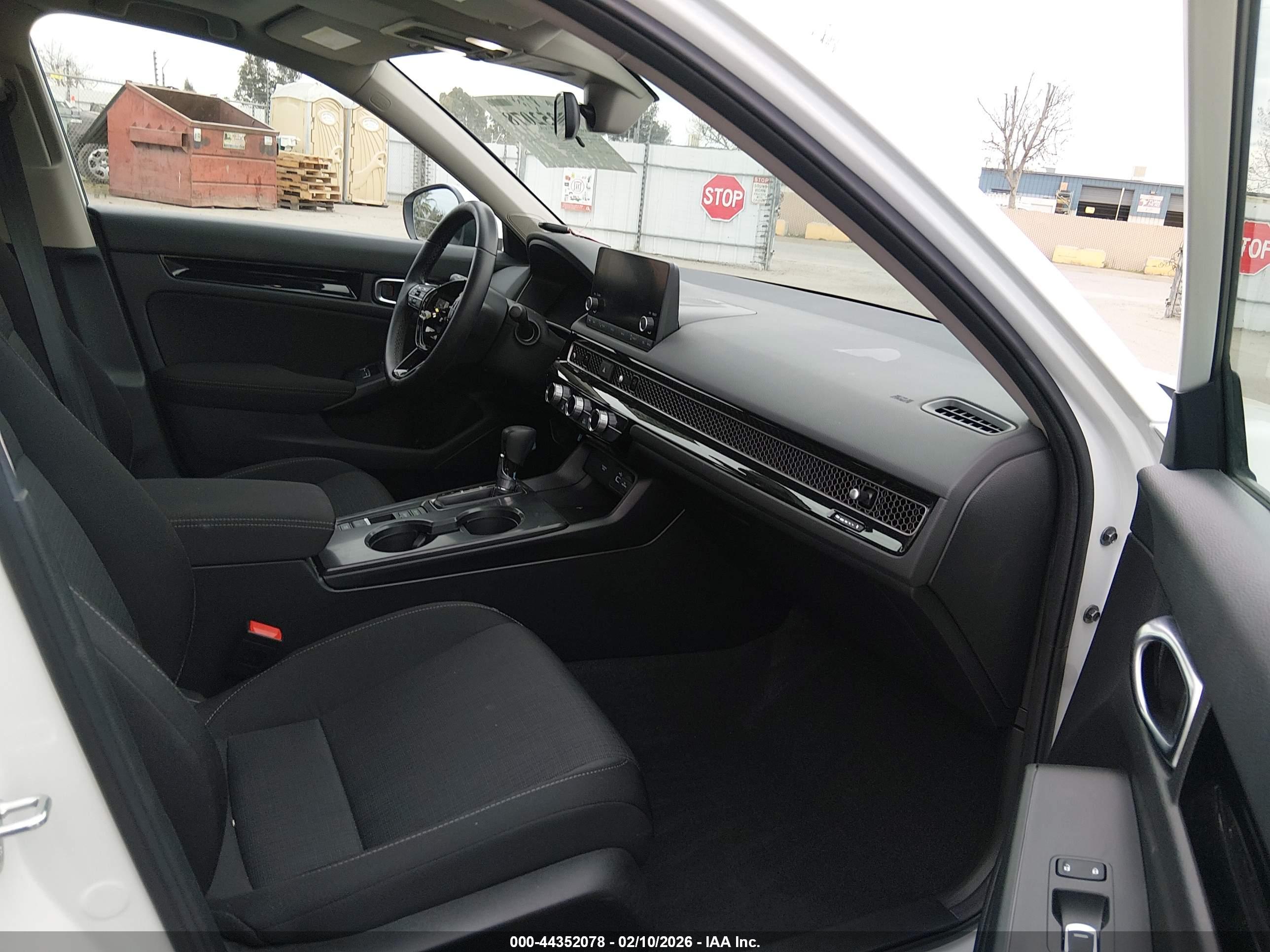 HONDA CIVIC image 5