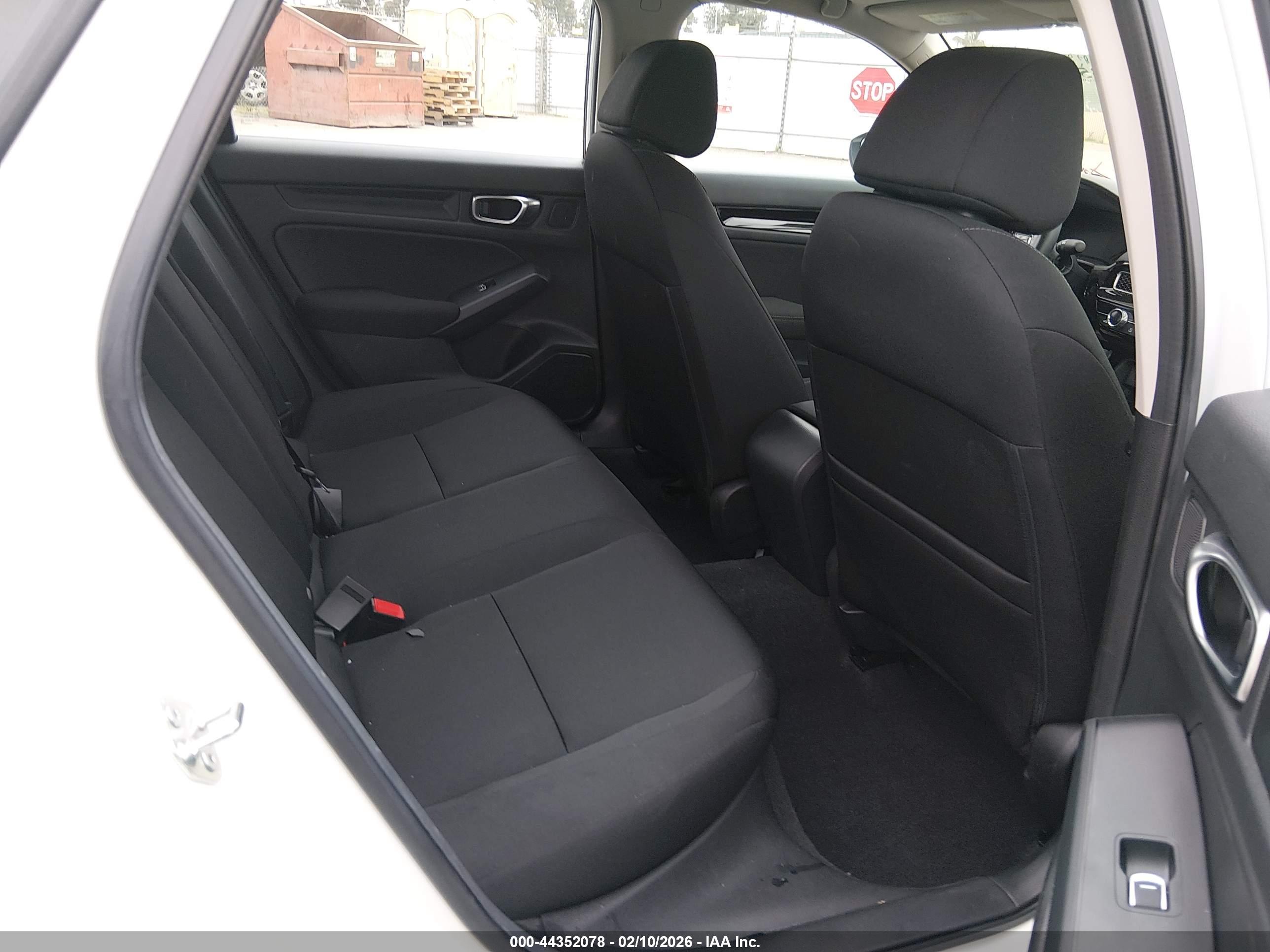 HONDA CIVIC image 8