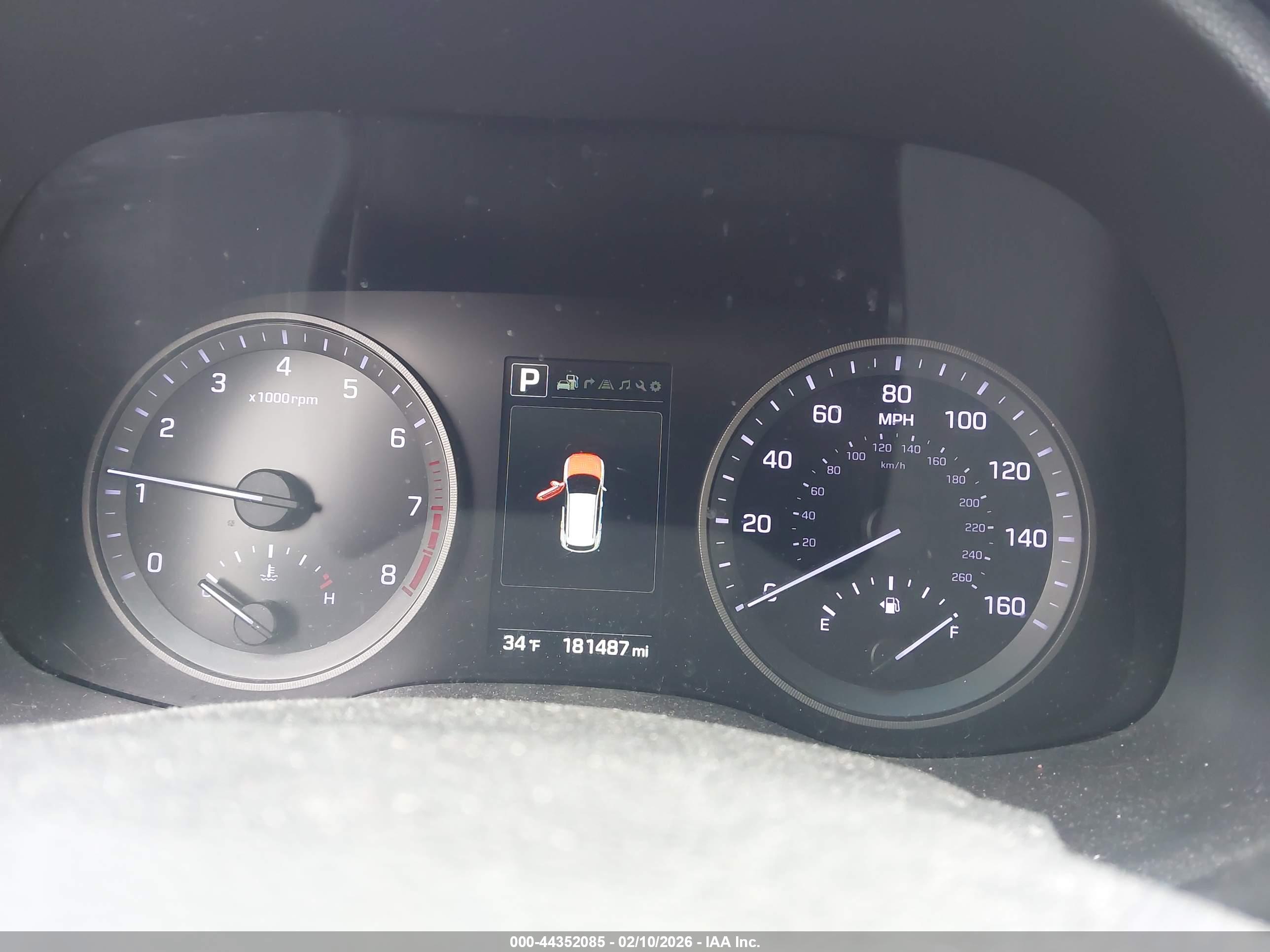 HYUNDAI TUCSON image 7