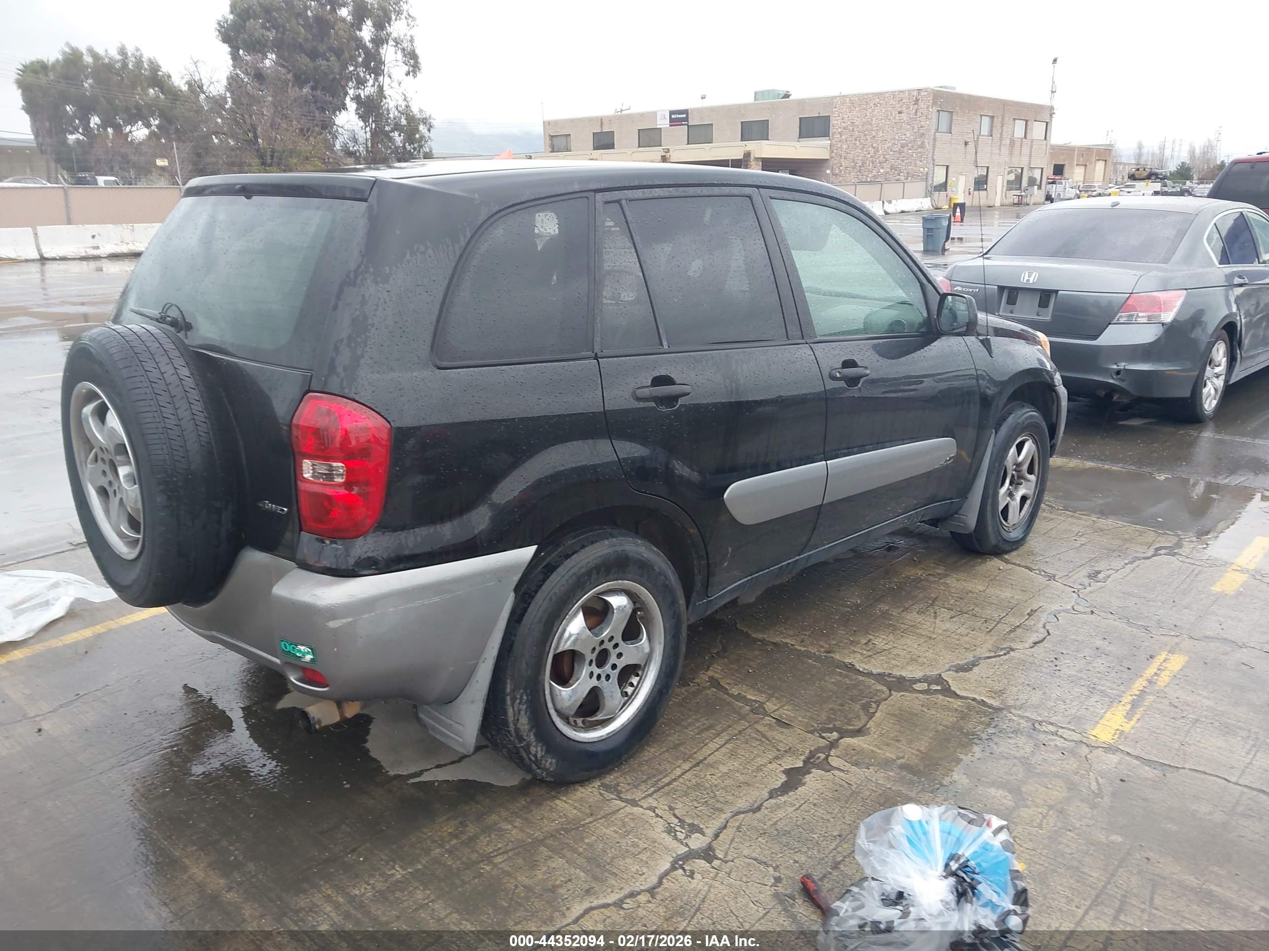 TOYOTA RAV4 image 4