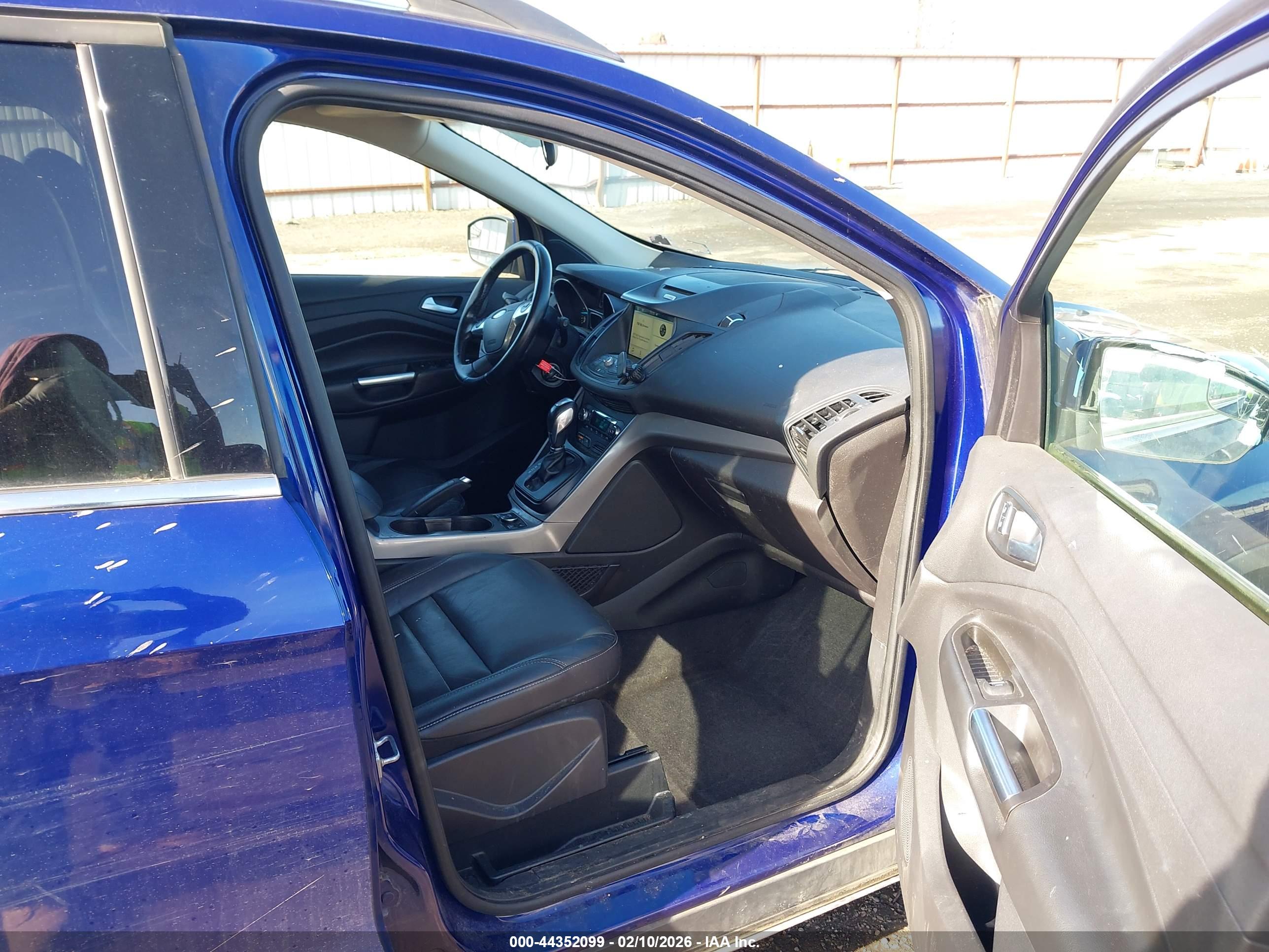 FORD ESCAPE image 5