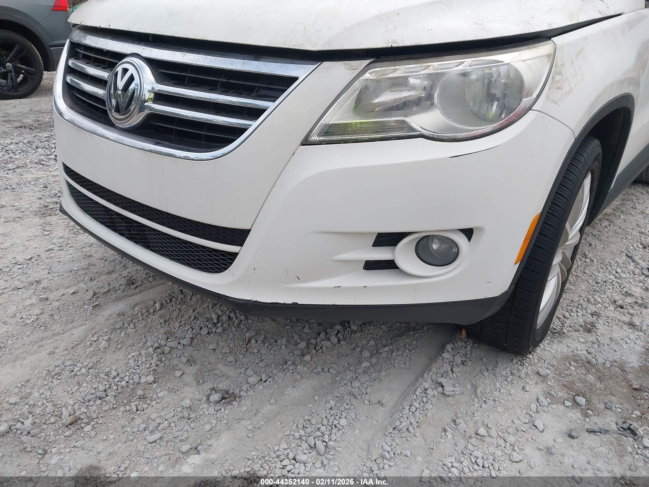 VOLKSWAGEN TIGUAN image 6